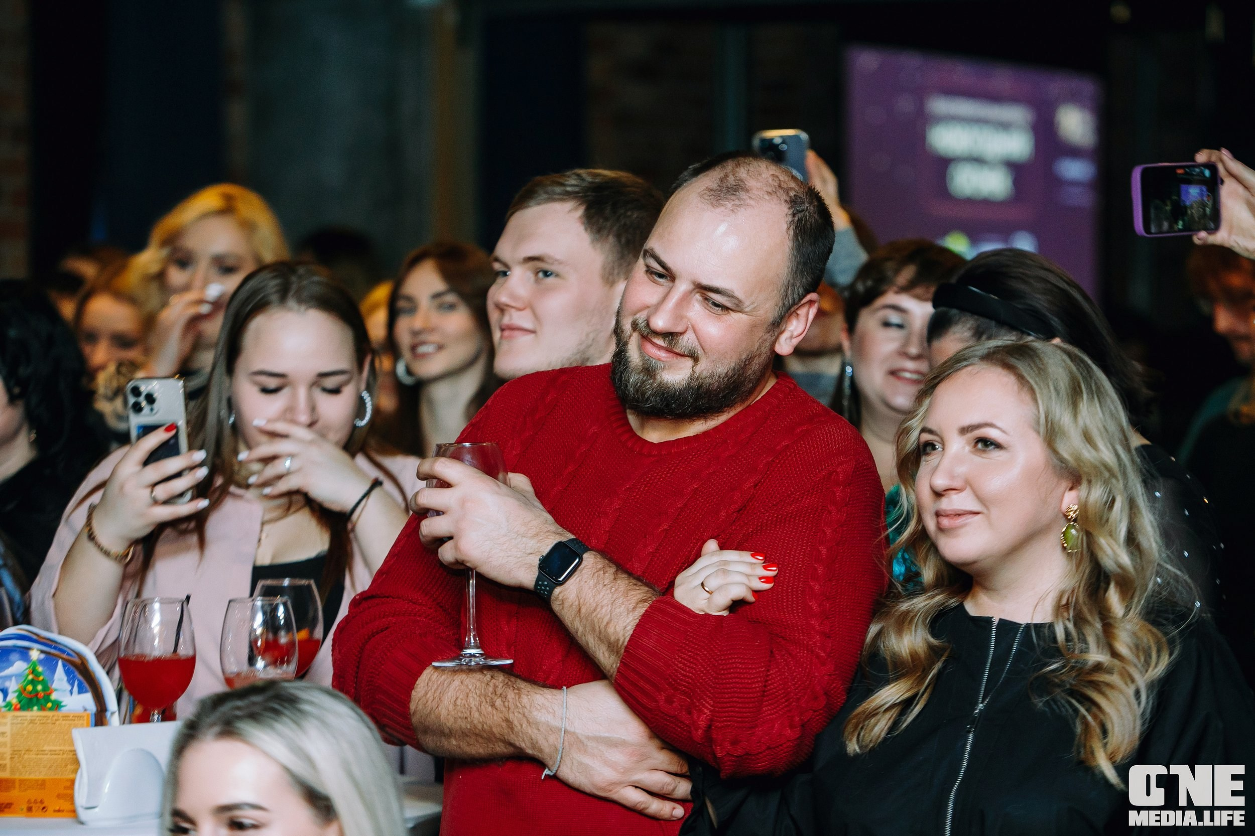 Новогодний Огонёк от Верю в Чудо. One Media Life: фоторепортажи, фотоотчеты с мероприятий и заведений