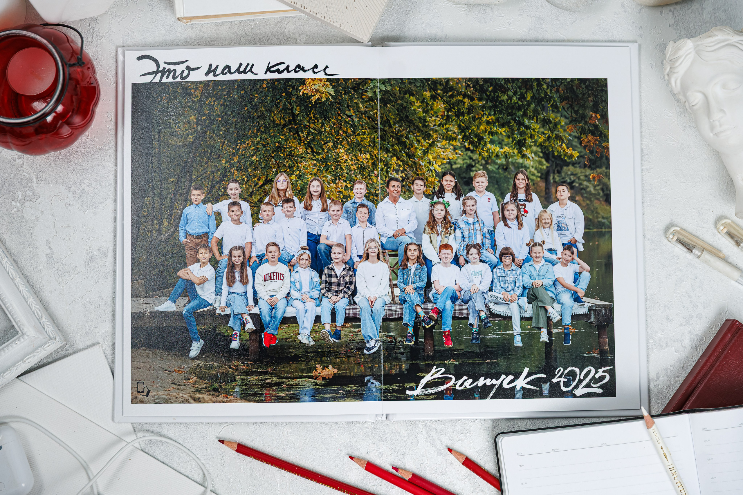 Выпускные альбомы 4 класс. Семейный и детский фотограф Комина Елена, Власиха, Одинцово