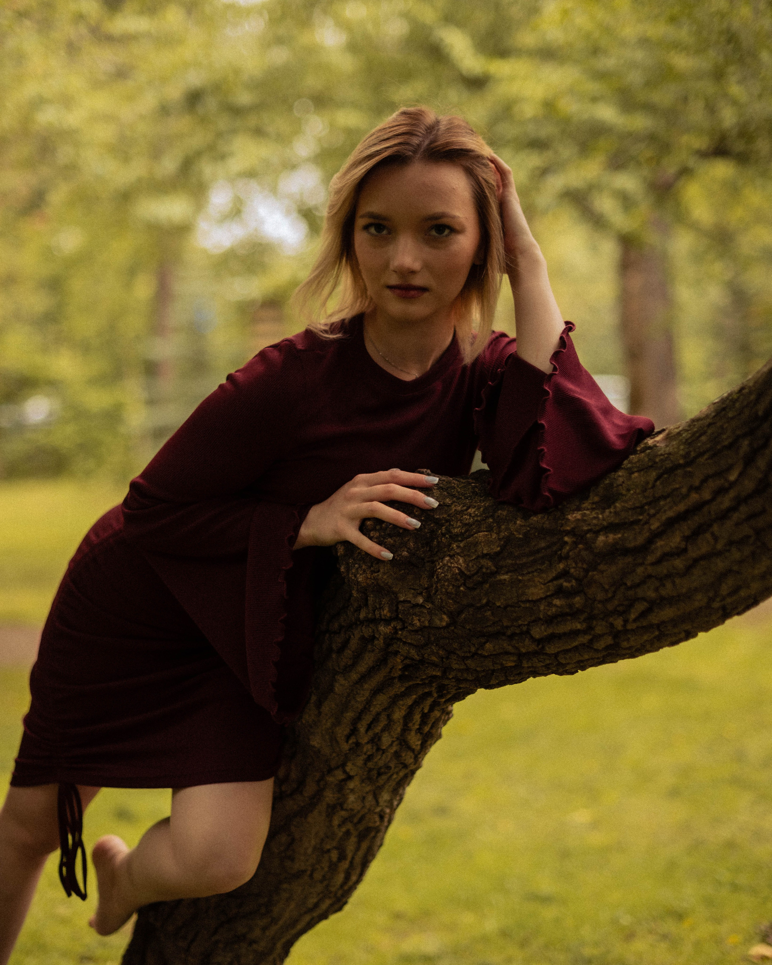 Аня. Женский фотограф. Создатель украшений ручной работы. Модель