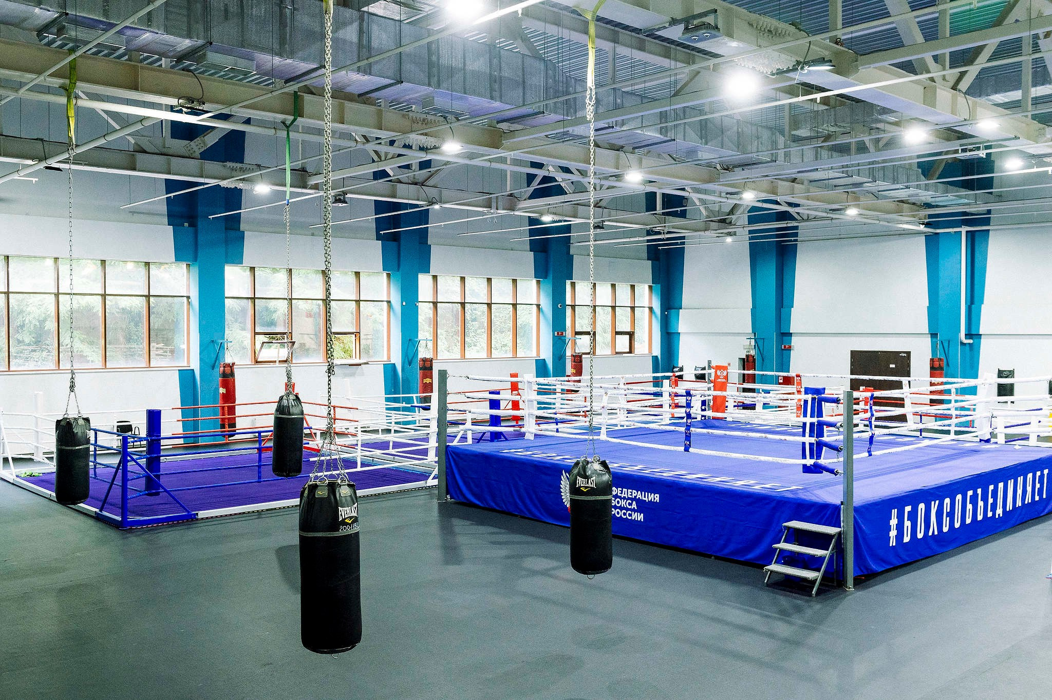 Юг-Спорт в Сочи. Спортивный комплекс и соревнования. Репортажный фотограф в Сочи — Михаил Мордасов