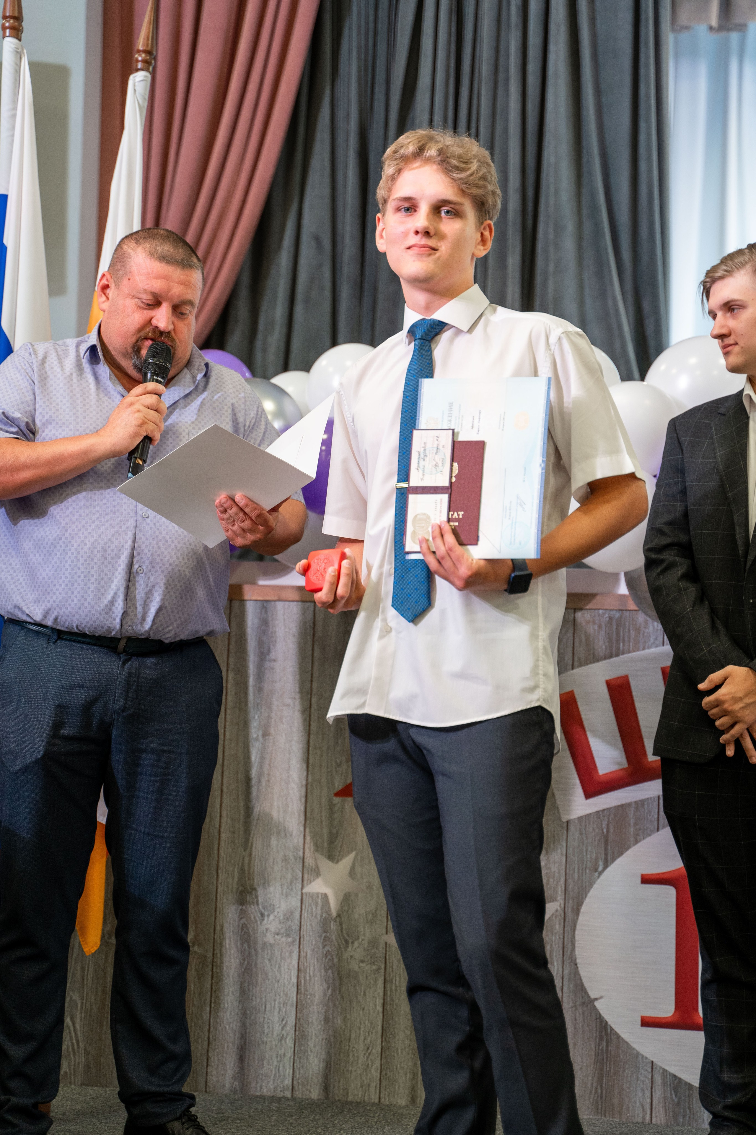 Школа 106_Вручение аттестатов 11классы_2024 г. Фотографы из солнечного Краснодара Вадим и Надежда Митус