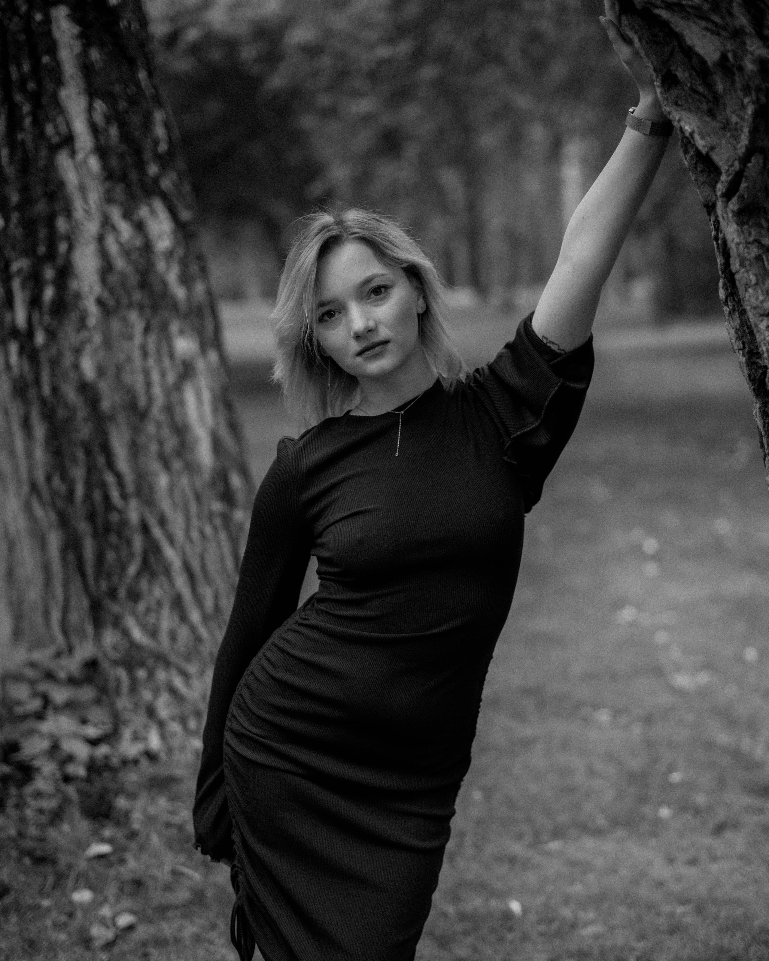 Аня. Женский фотограф. Создатель украшений ручной работы. Модель