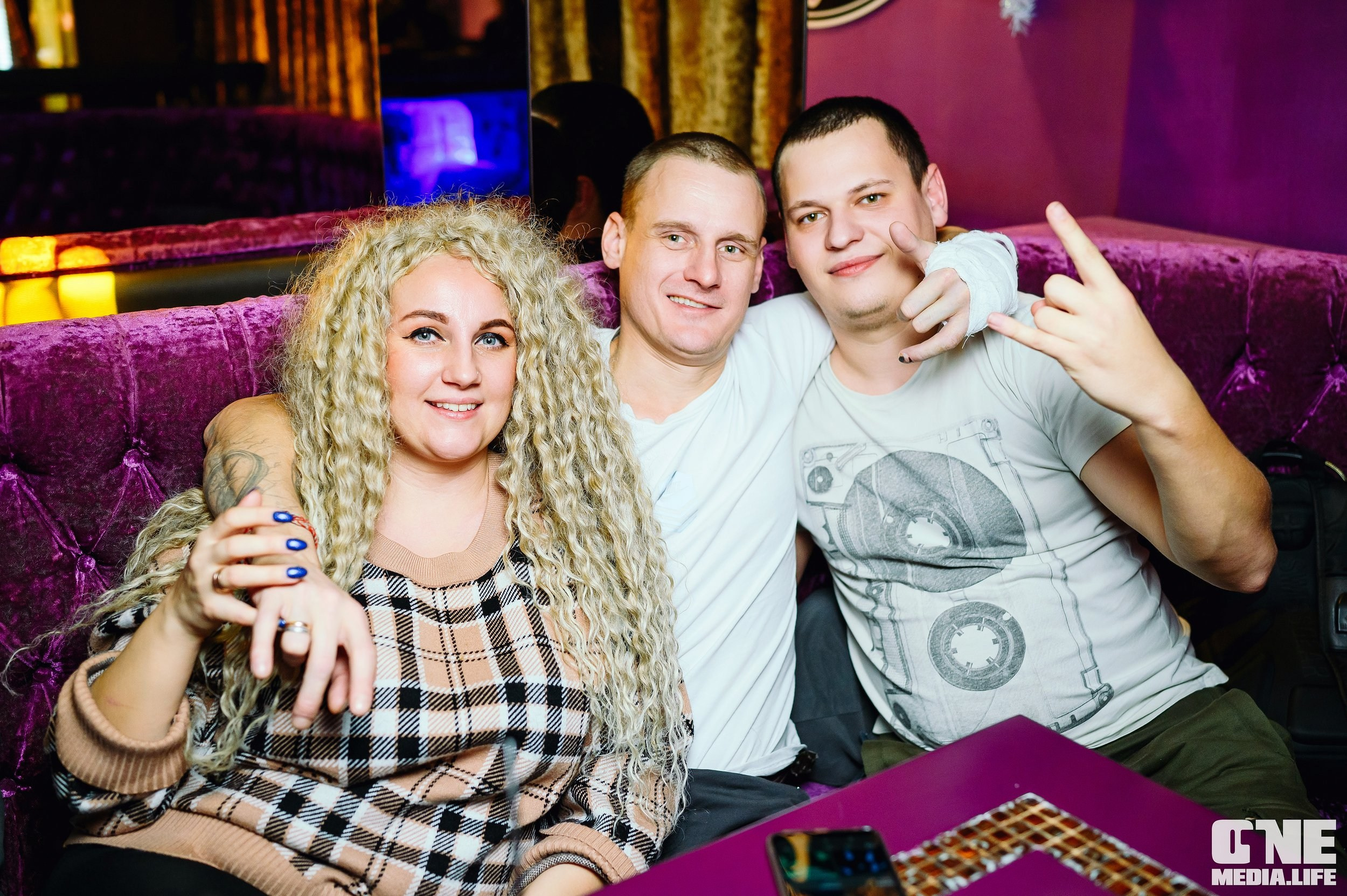 Фоторепортаж из караоке-клуба Эйфория. One Media Life: фоторепортажи, фотоотчеты с мероприятий и заведений