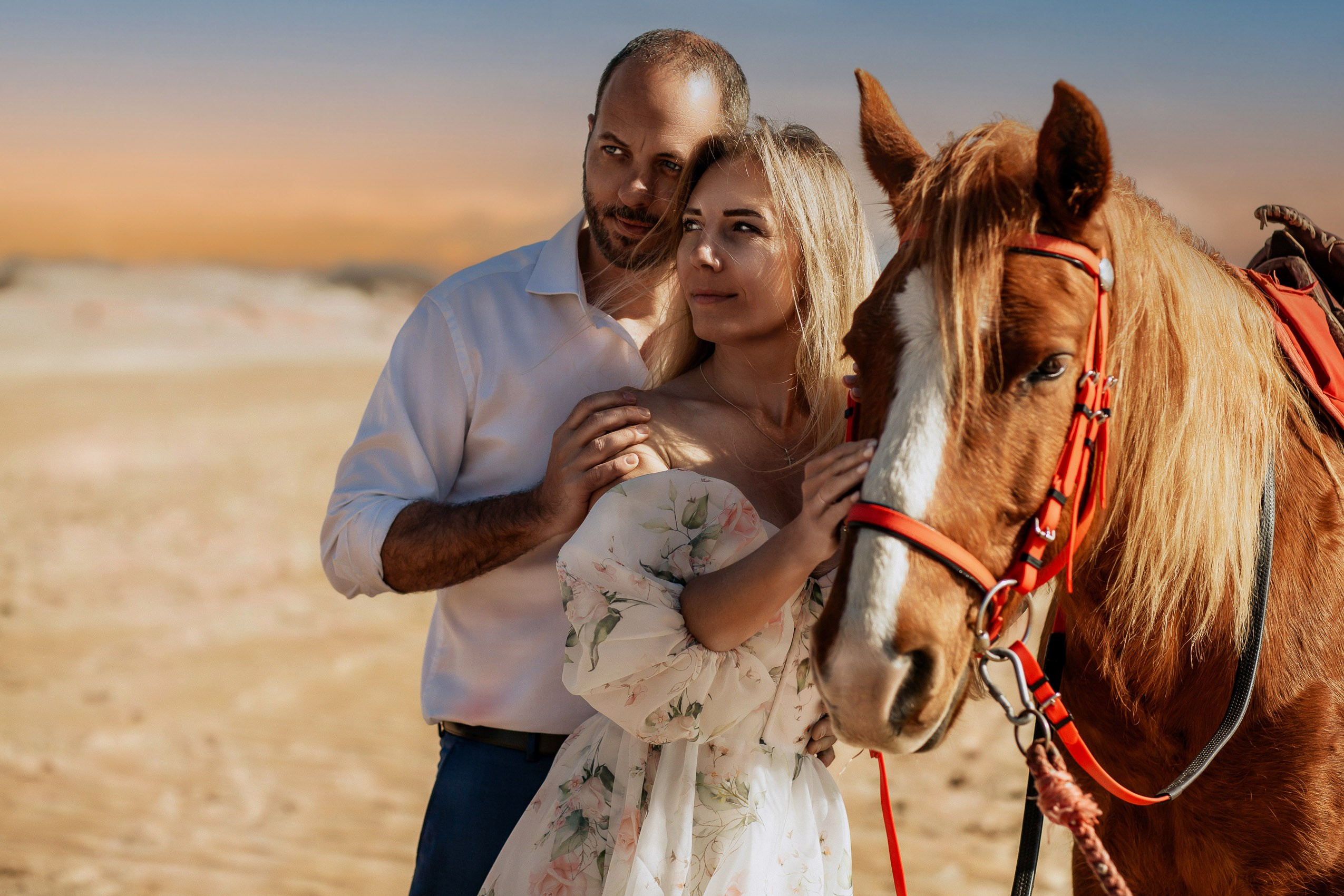 Фотосессия на лошадях на пляже Джемете в Анапе
