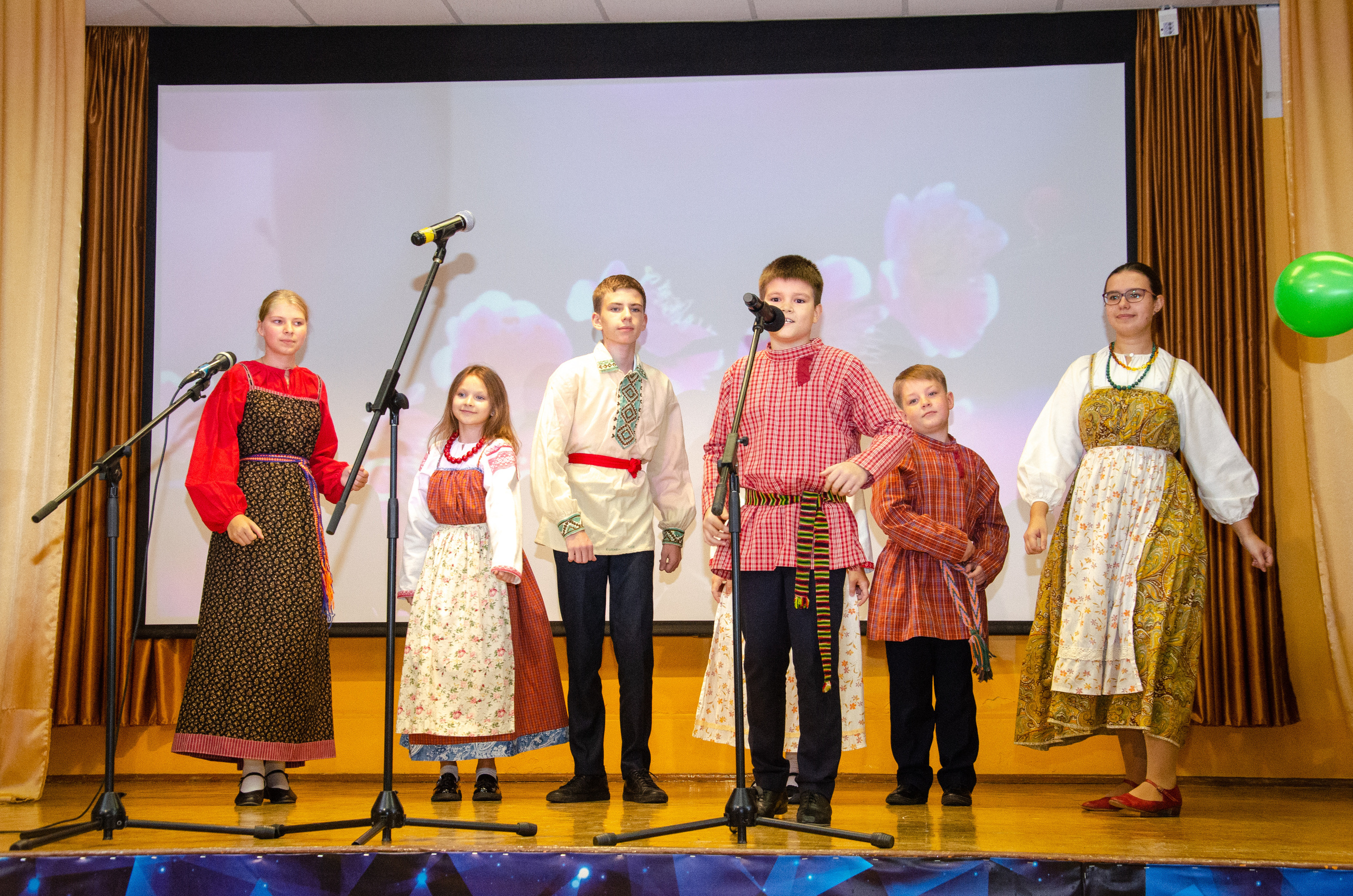 День учителя 2022. Выпускные альбомы в Москве и области от Анны Гайдаш