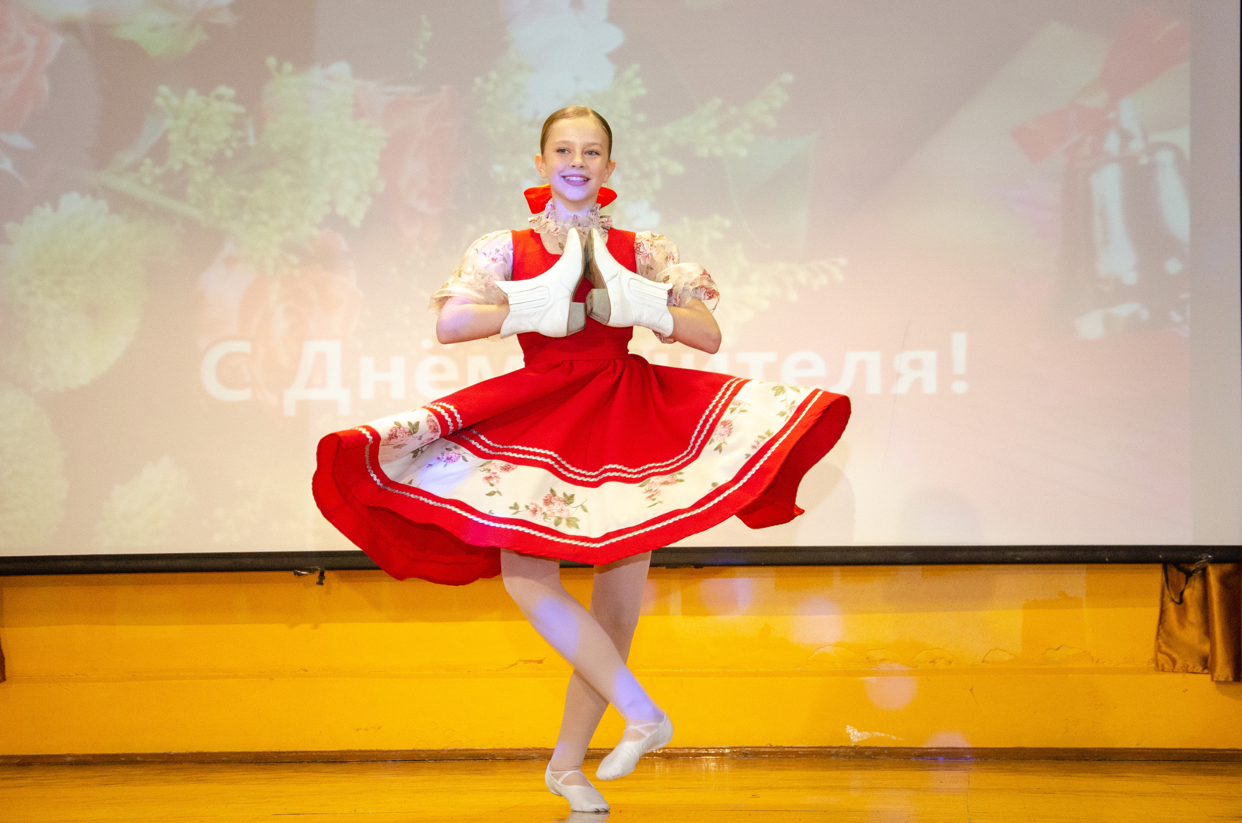 День учителя 2022. Выпускные альбомы в Москве и области от Анны Гайдаш