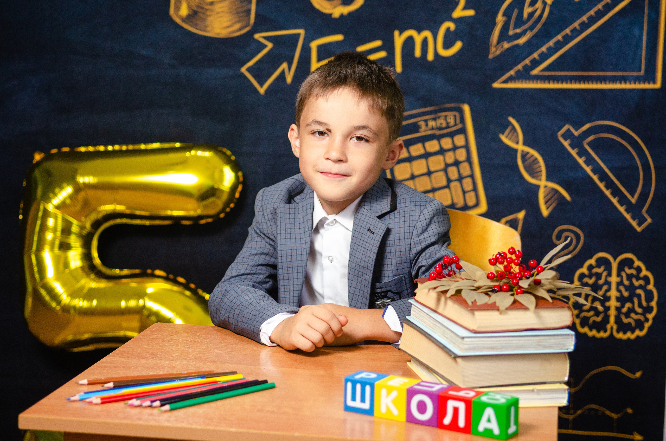 Back to school. Выпускные альбомы в Москве и области от Анны Гайдаш