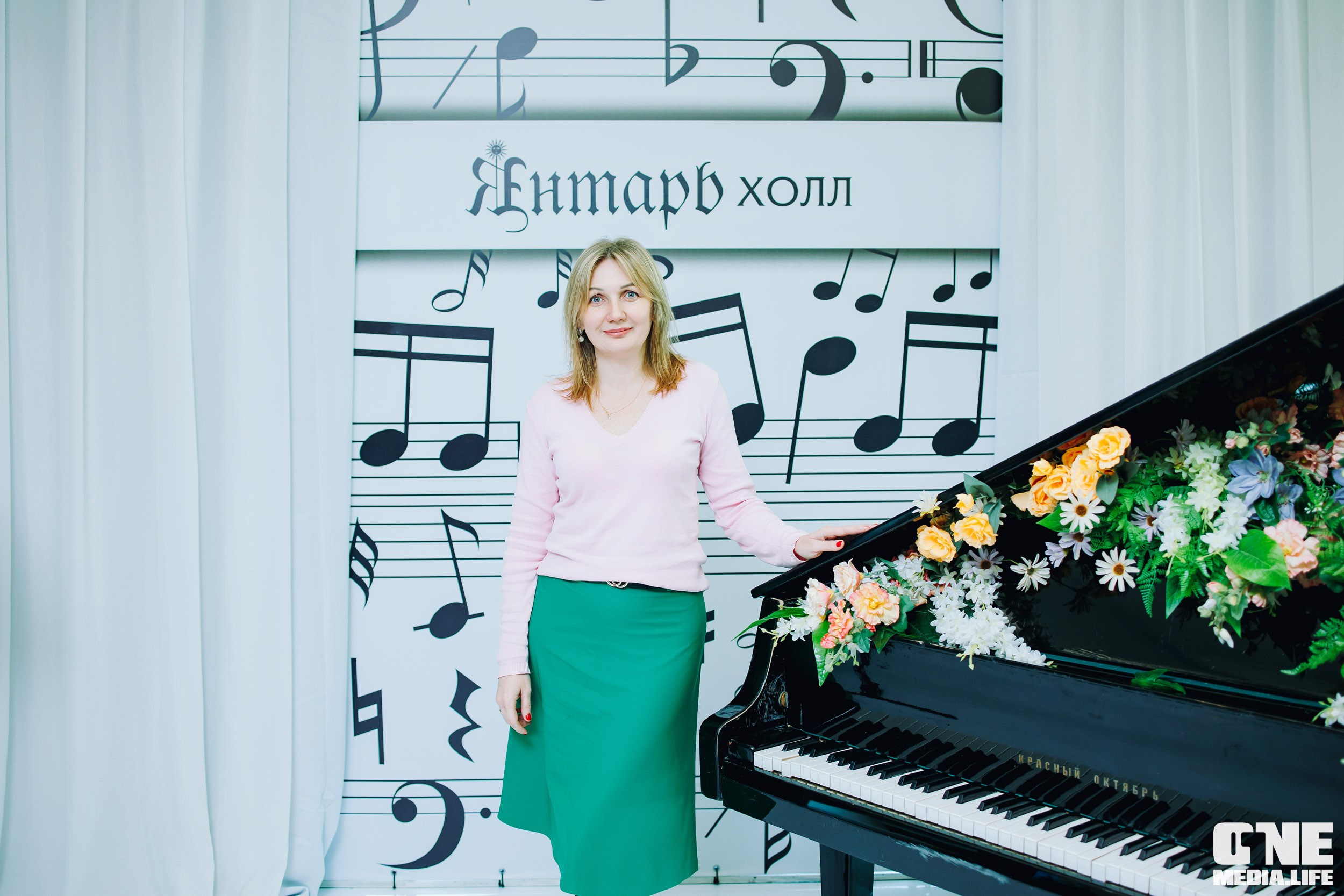 Концерт 8 марта в Янтарь холл. One Media Life: фоторепортажи, фотоотчеты с мероприятий и заведений