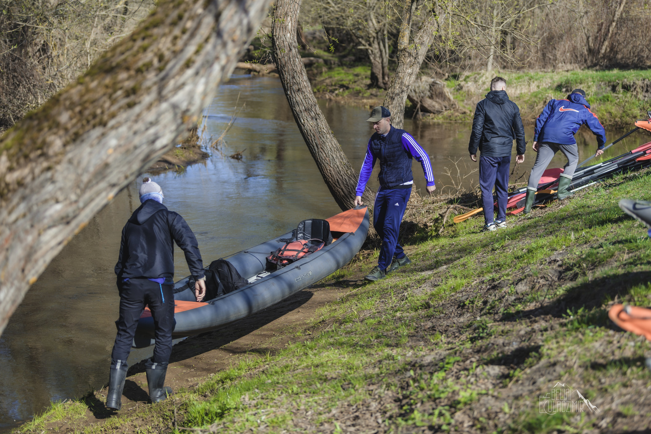Сплав по реке Тремля 5 апреля 2026 года. Репортажный фотограф Владимир Беляй