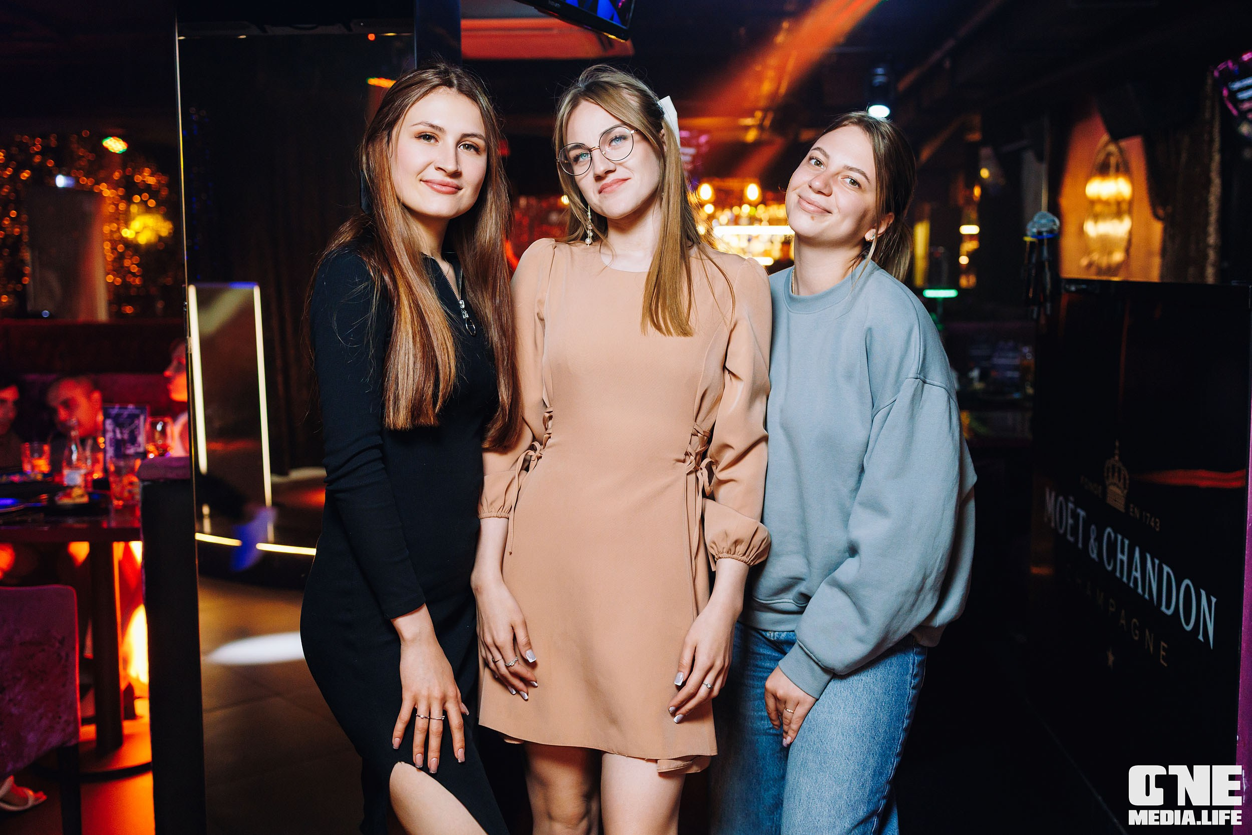 Фоторепортаж из караоке-клуба Эйфория. One Media Life: фоторепортажи, фотоотчеты с мероприятий и заведений