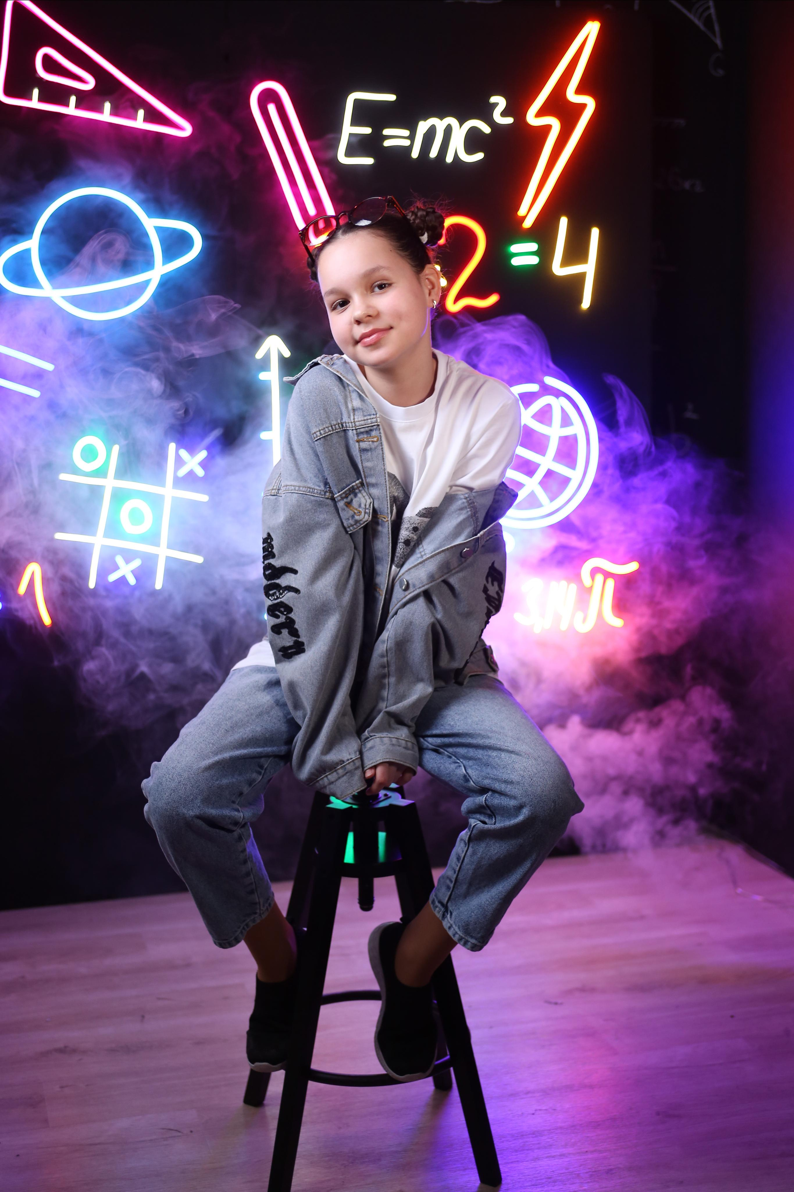 Команда фотостудии Fotobook. Выпускные альбомы в Тюмени для школ, садов, вузов спортивных секций