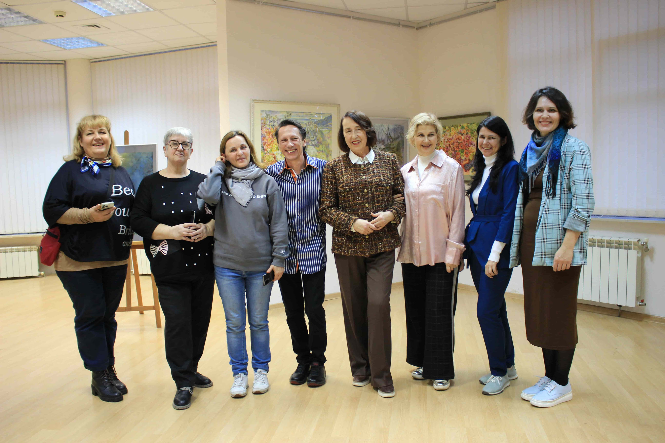 Выставка «Акварельная палитра» 2024-2025. Свет акварели Галины Поплавской