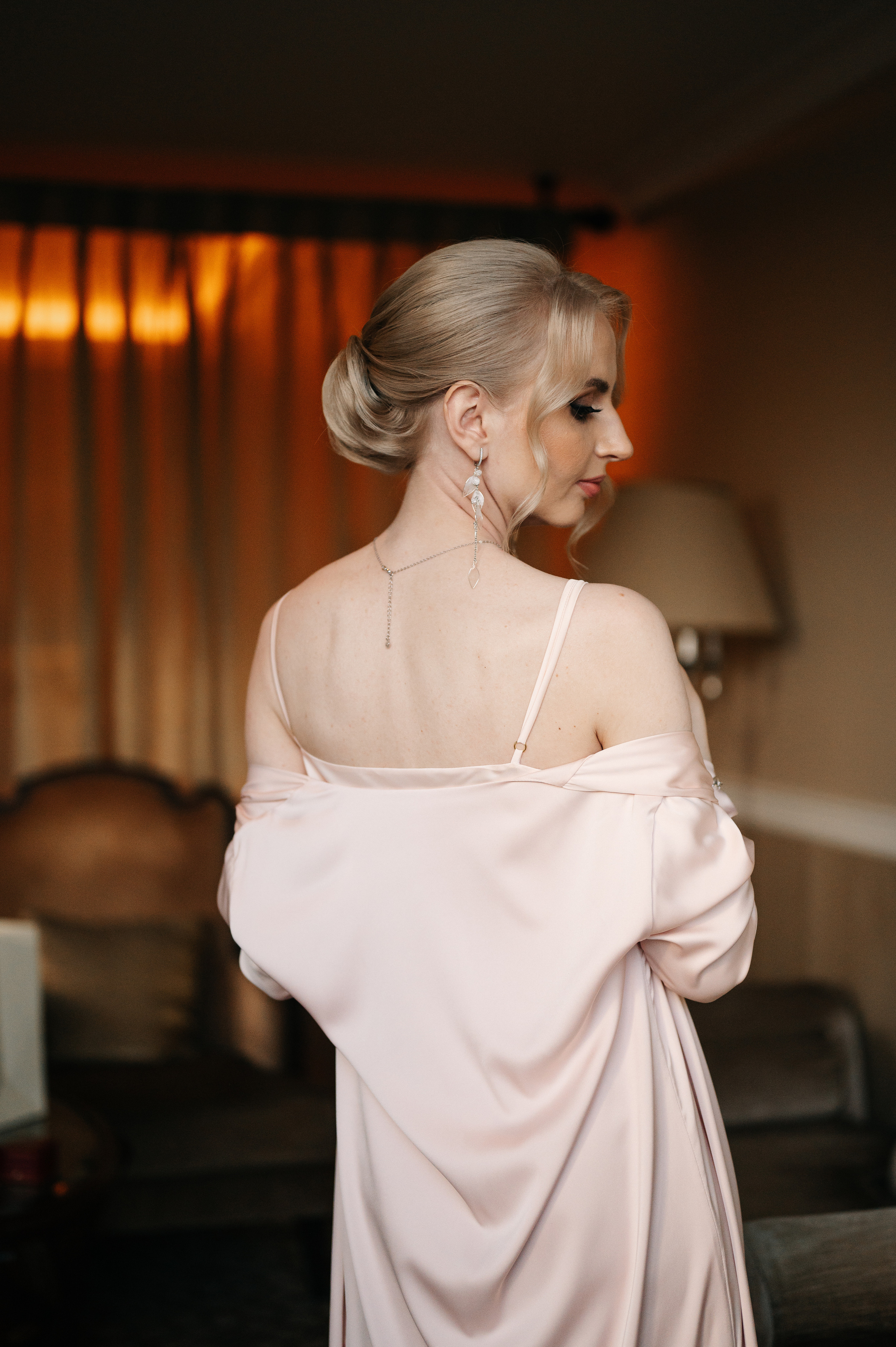 Лучшие отели для свадебного утра в Москве. Свадебный видеограф в Москве Никонова Анна