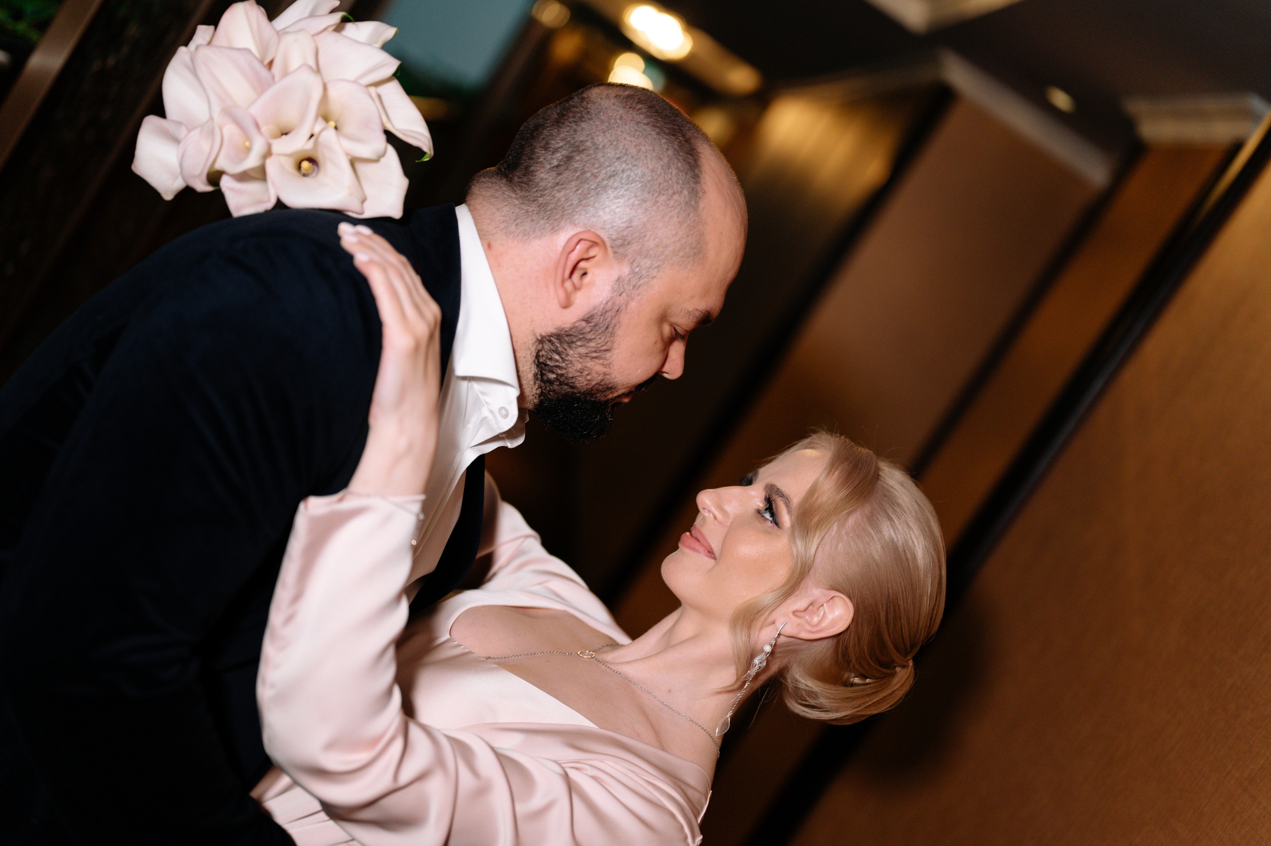 Лучшие отели для свадебного утра в Москве. Свадебный видеограф в Москве Никонова Анна