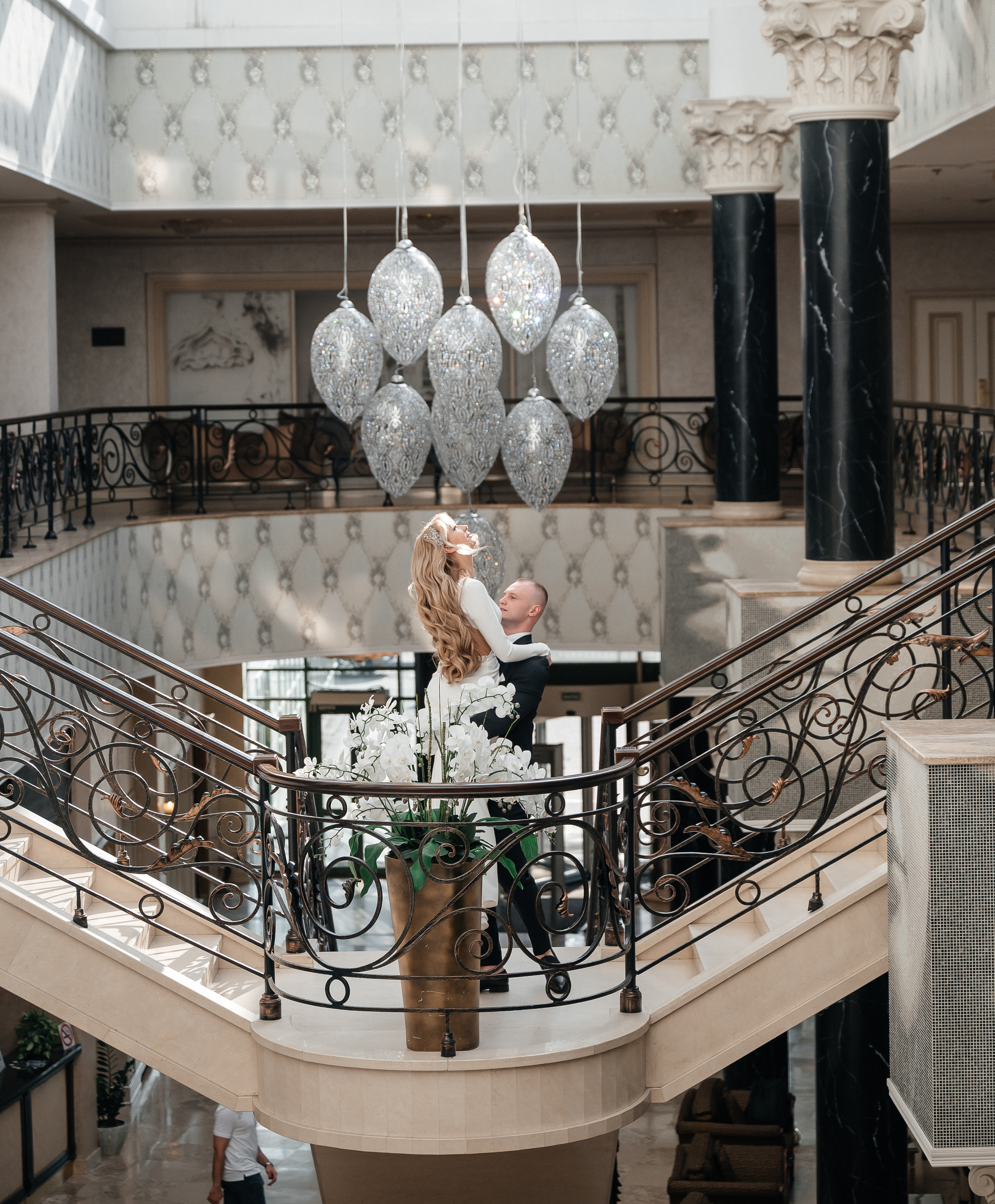 Лучшие отели для свадебного утра в Москве. Свадебный видеограф в Москве Никонова Анна