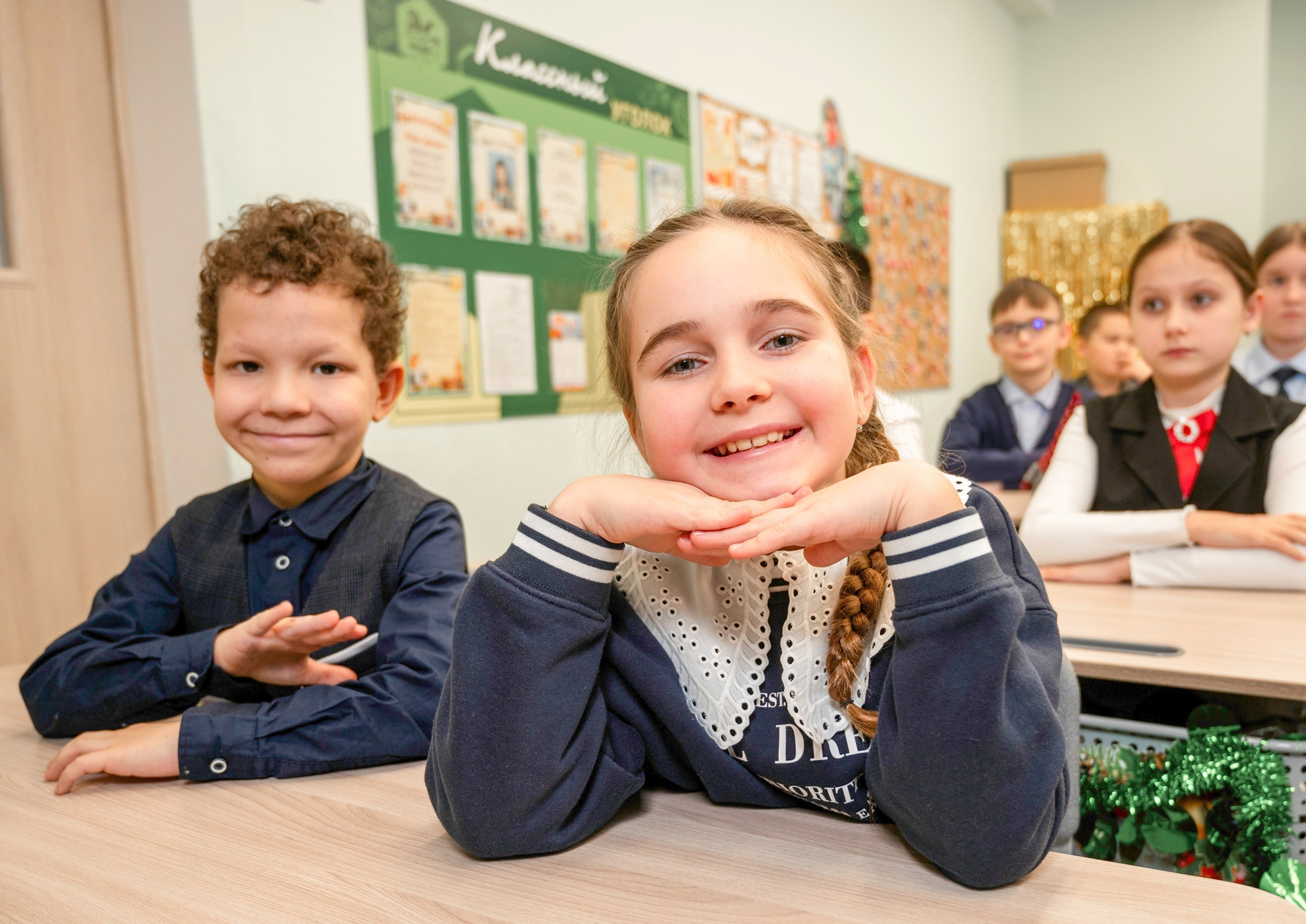 Школьные фото младших классов Нижневартовск | Портфолио фотографа. AR-t студия «Альбом+», г. Нижневартовск