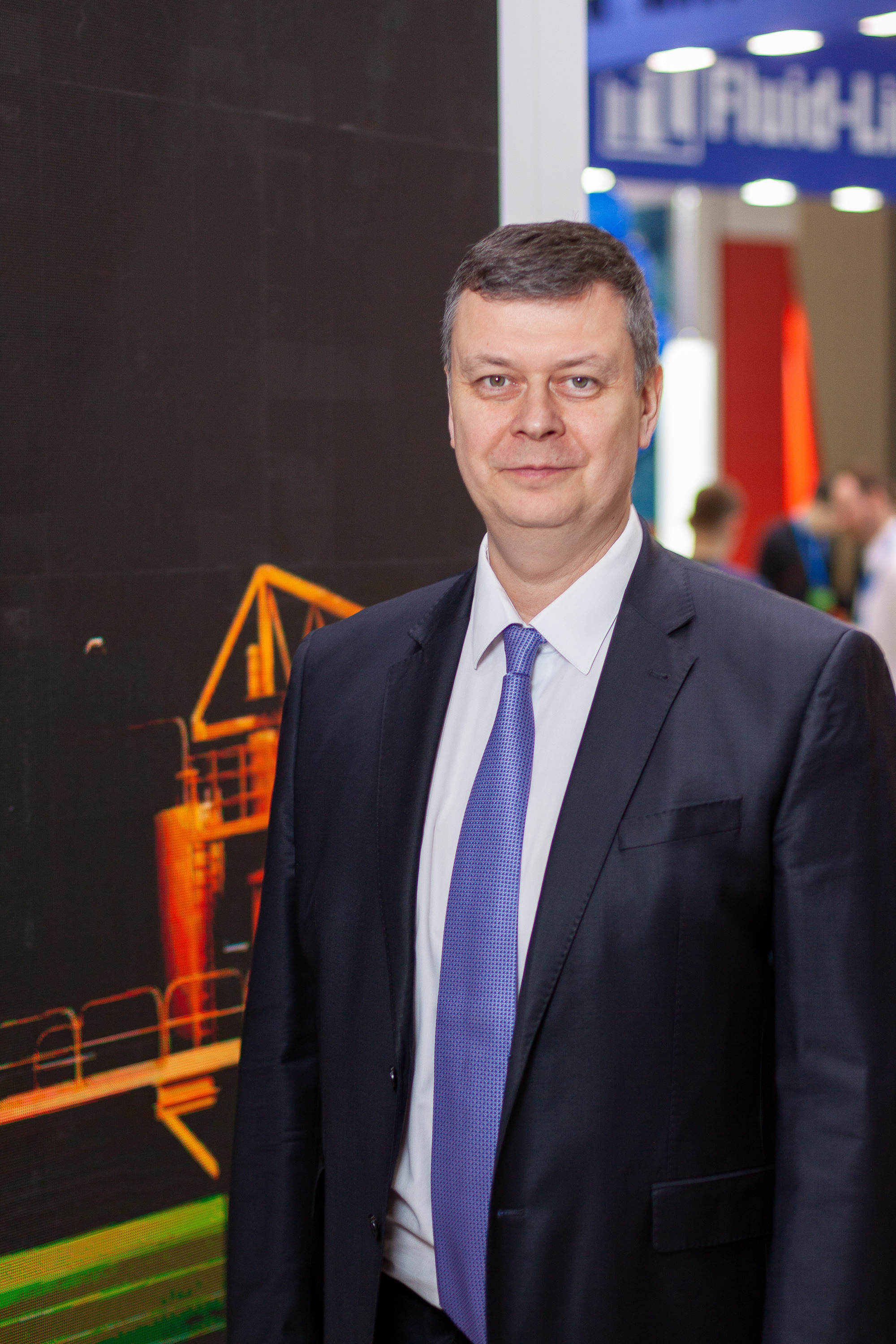 Петровайзер на выставке Нефтегаз-2022. Артем Ершов. Фотограф, Тверь