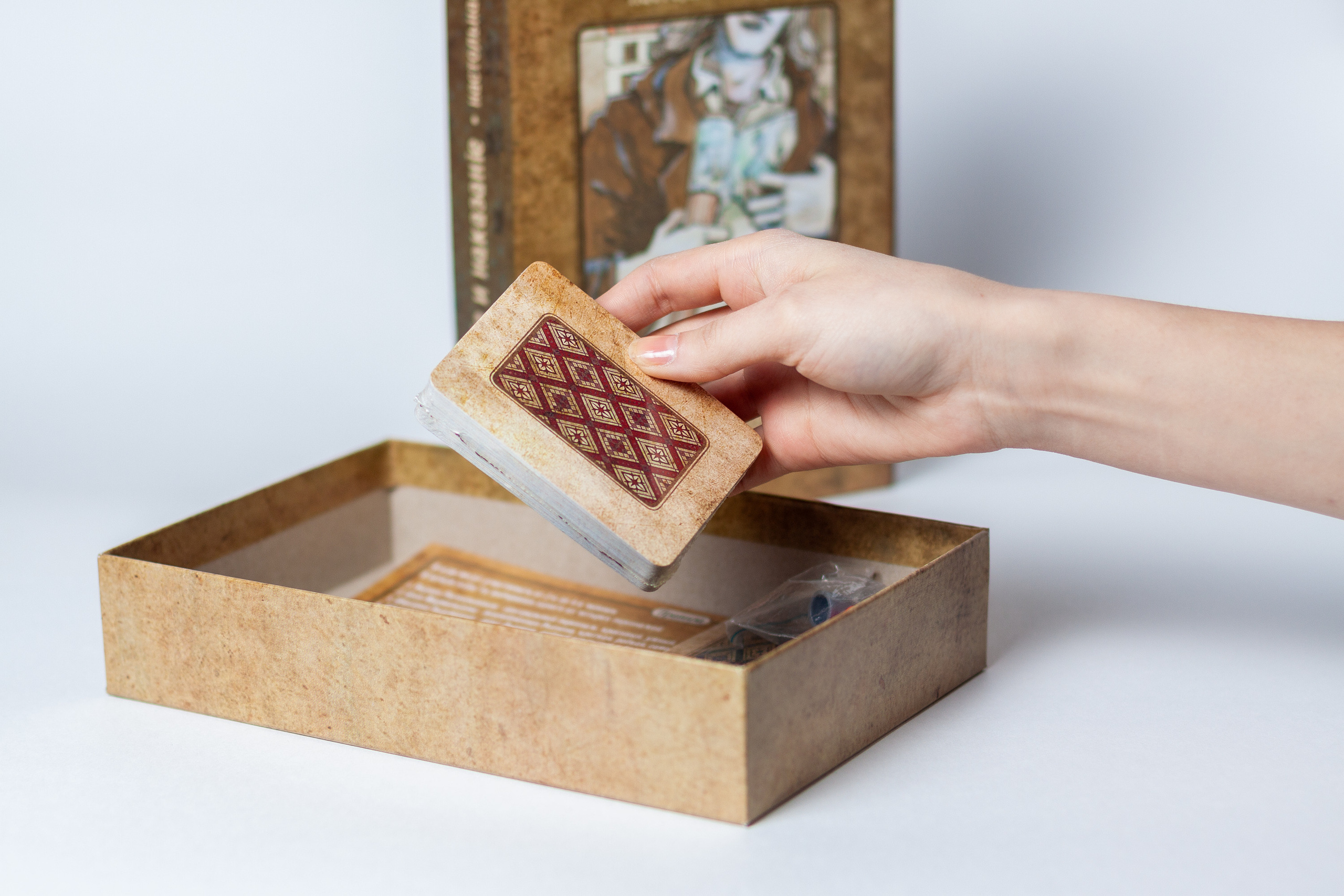 Настольная игра «Преступление и наказание». Артем Ершов. Фотограф, Тверь