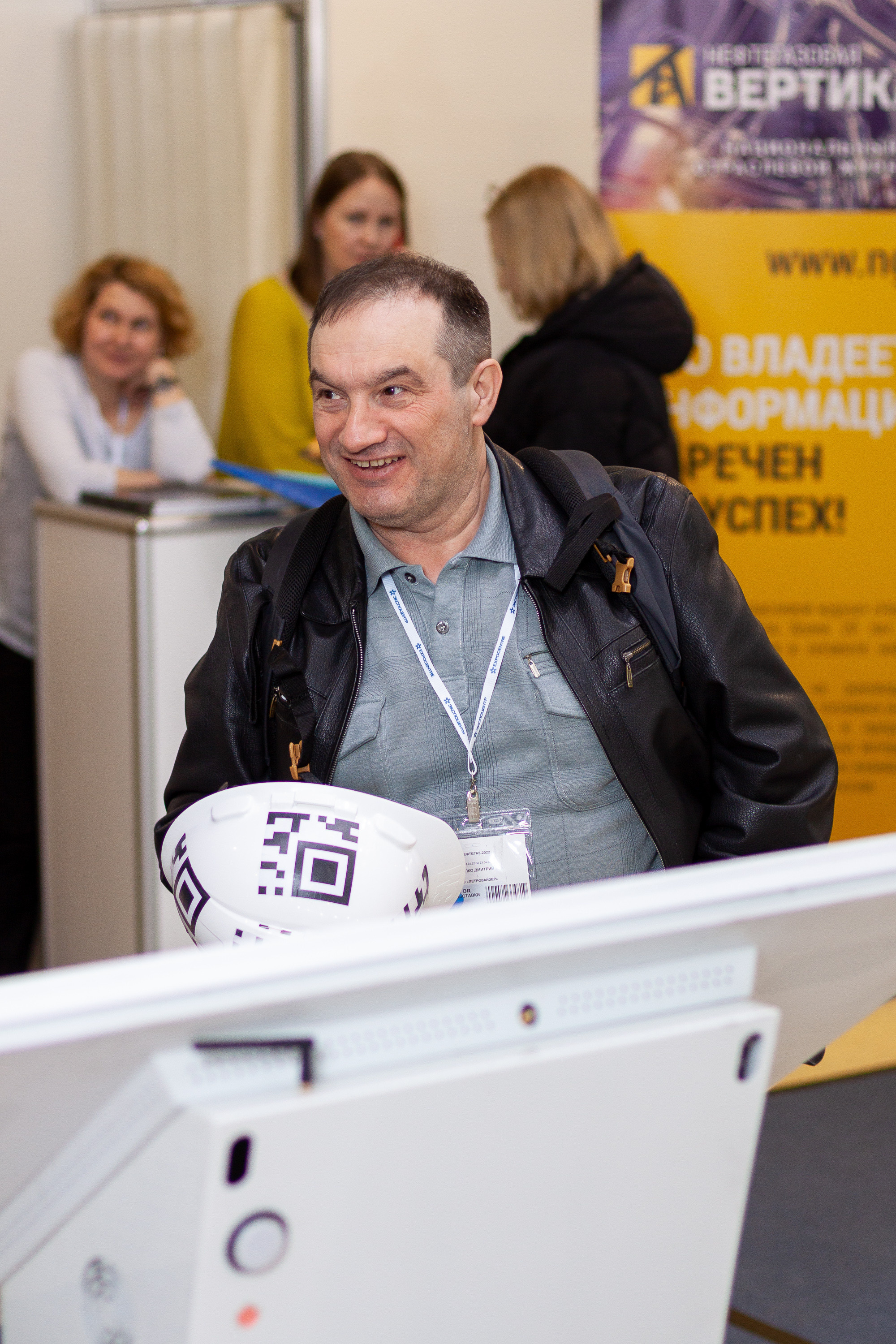 Петровайзер на выставке Нефтегаз-2022. Артем Ершов. Фотограф, Тверь