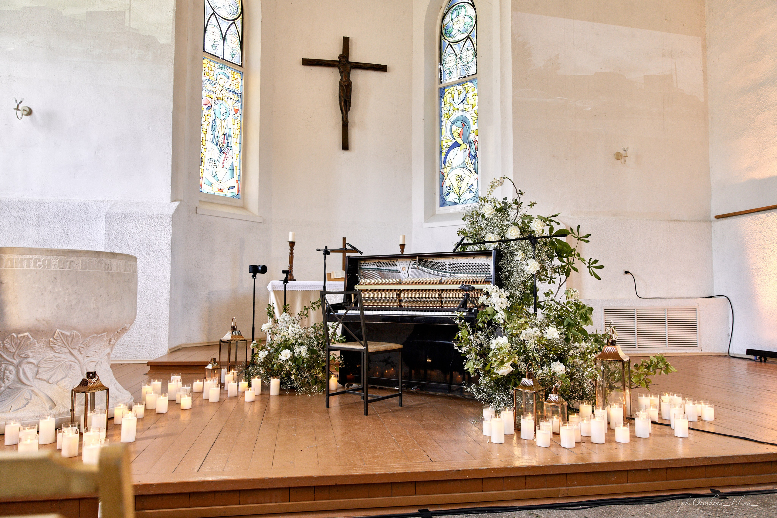 Концерт Дениса Стельмаха. Ульяновск, Евангелическо-Лютеранская церковь Св.Марии. Свадебный и семейный фотограф в Ульяновске Орешина Елена