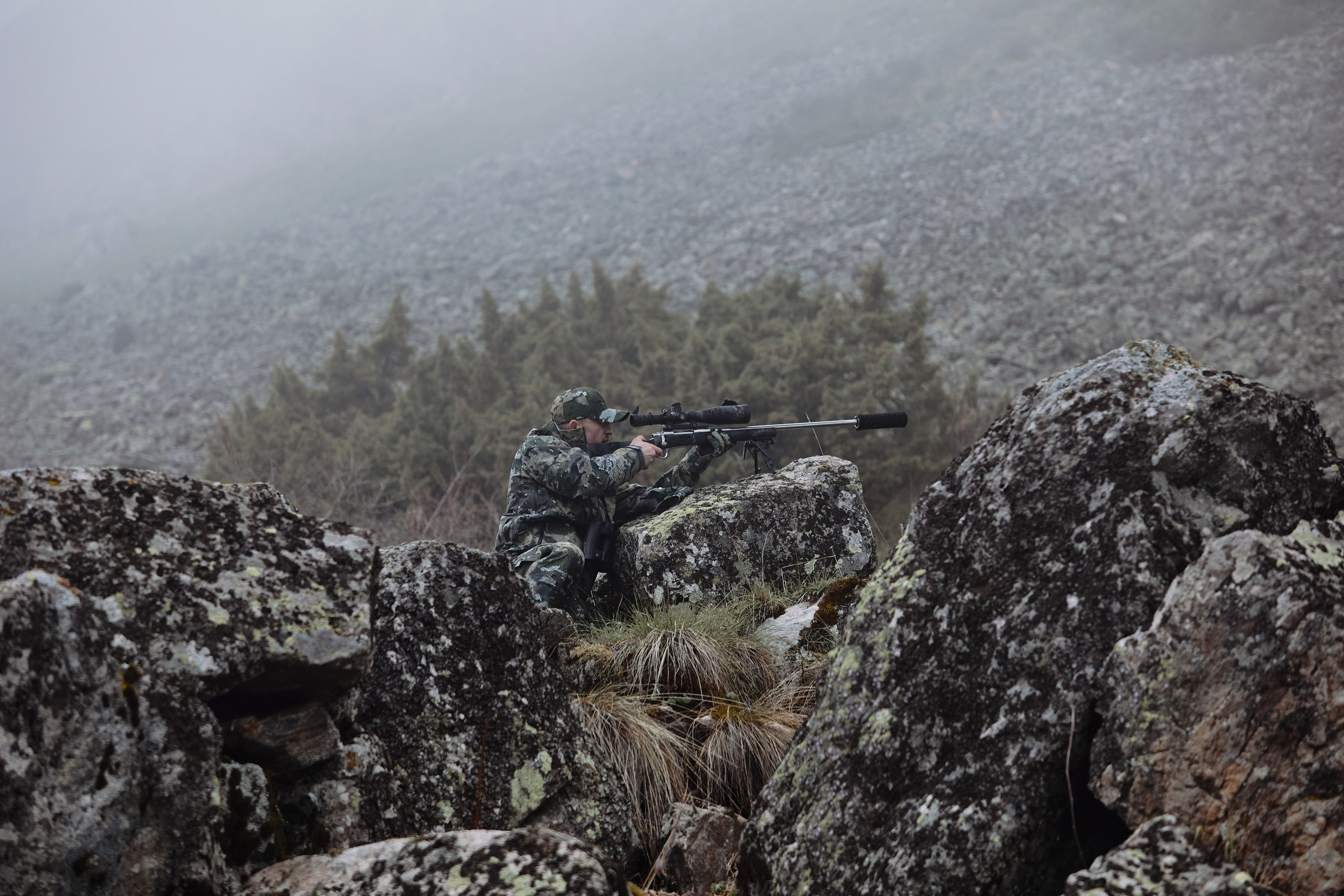 Съемка для бренда охотничьей одежды под ключ. Фотограф Продюсер в горах КБР / Москва Нальчик Горы
