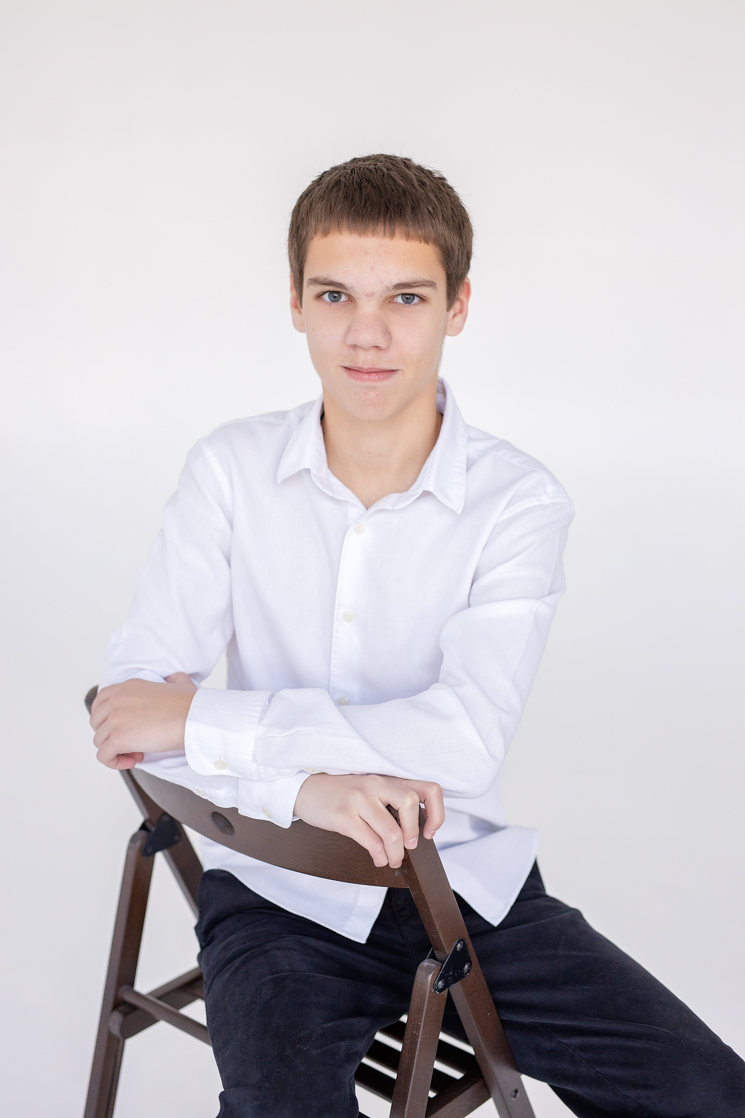 67 школа, 9б класс. Стильный выпускной альбом Владивосток фотограф Вероника Мигачева