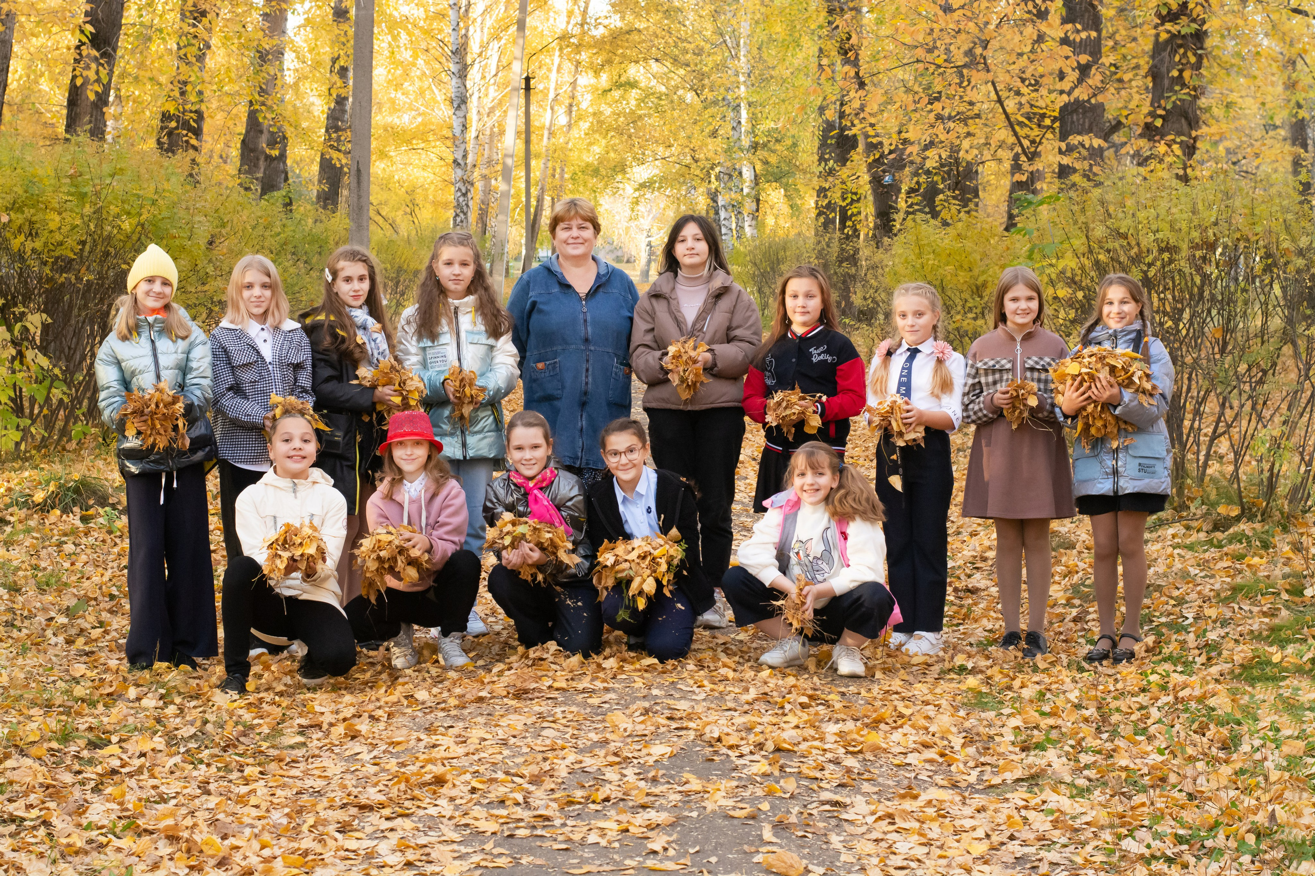 Фотосессия осенью для 4 класса. Выпускные альбомы Юрга — Фотограф Светлана Тихонова