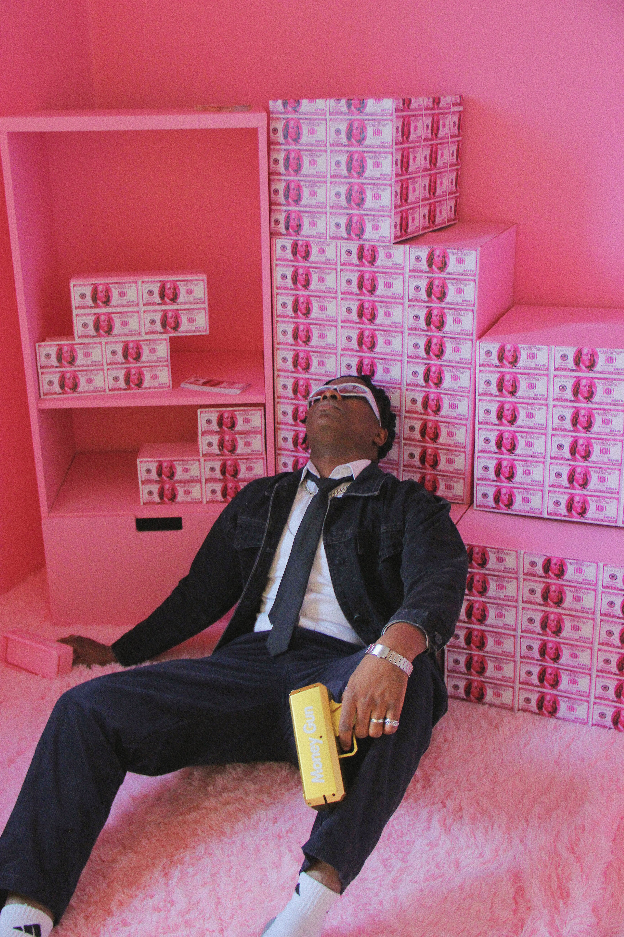 Новосибирск. Коммерческий фотограф для маркетплейсов Wildberries и Ozon в Новосибирске — фото и видео для брендов