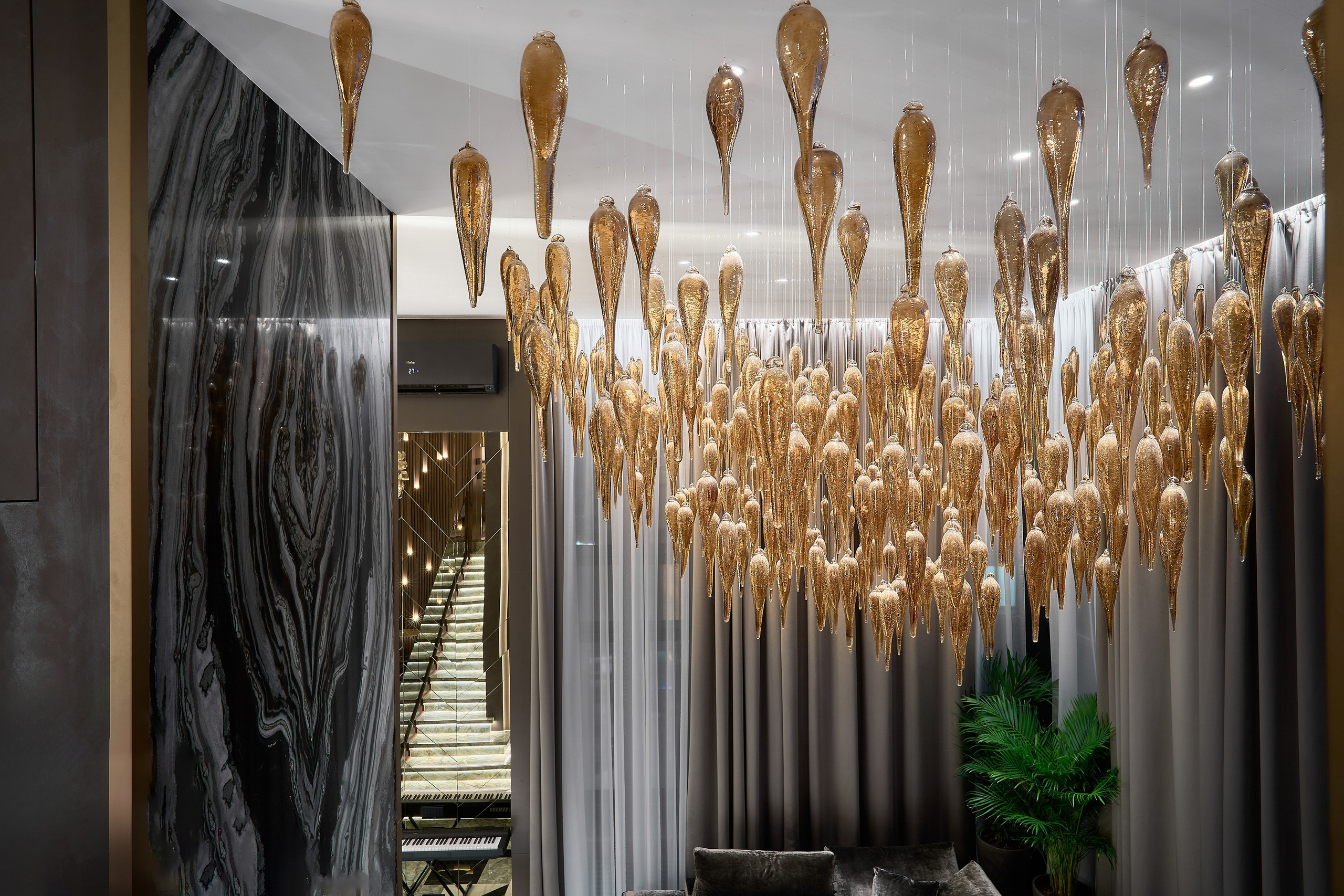 Фотосъёмка и видеосъёмка интерьеров AVInteriors в ЖК Talisman | vhaus. VHAUS | Превращаем квадратные метры в капитал. Стратегический визуальный маркетинг для премиум-недвижимости