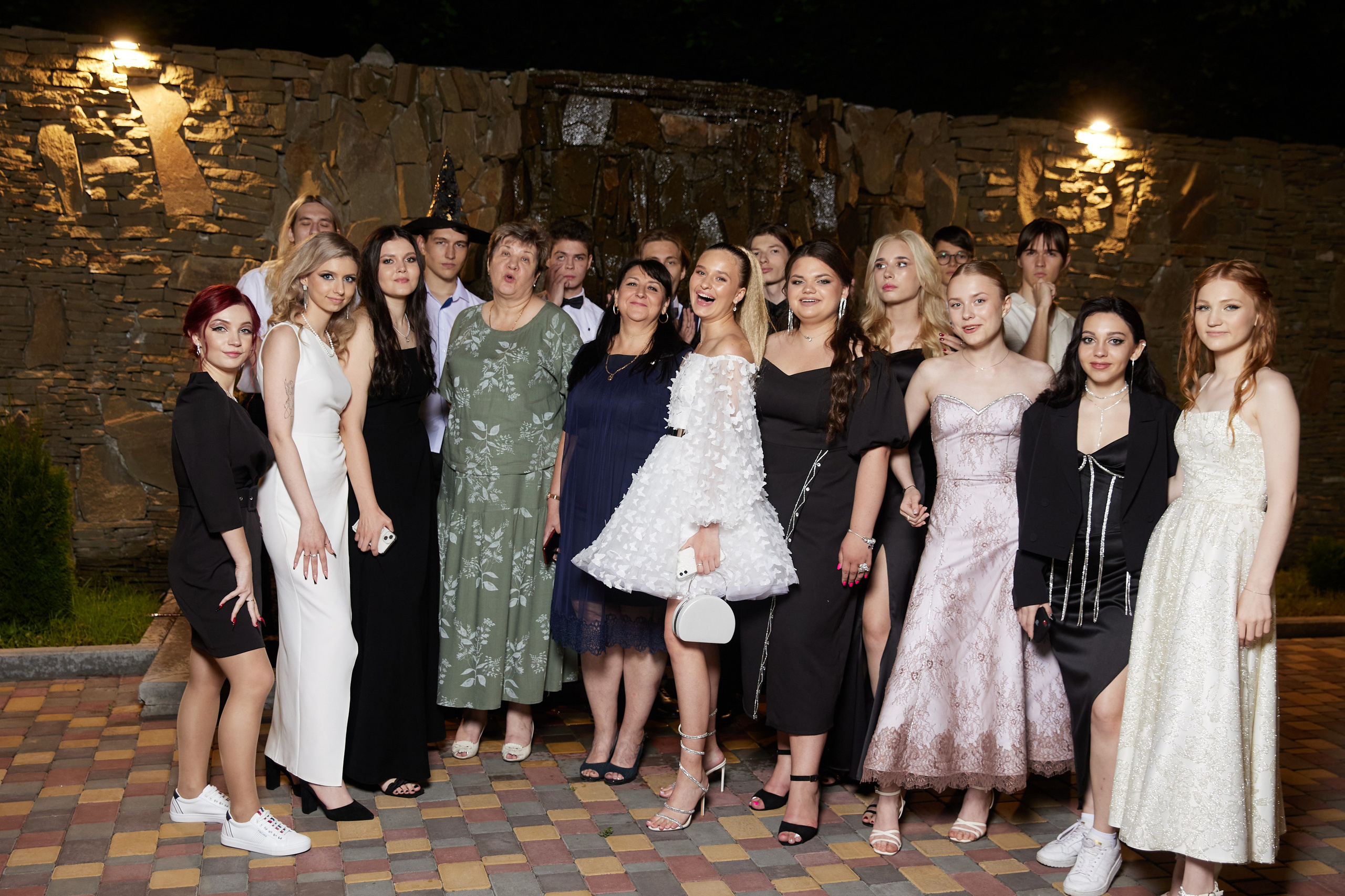 Выпускной в школе. Фотограф Эдуард Леньков. Ростов-на-Дону