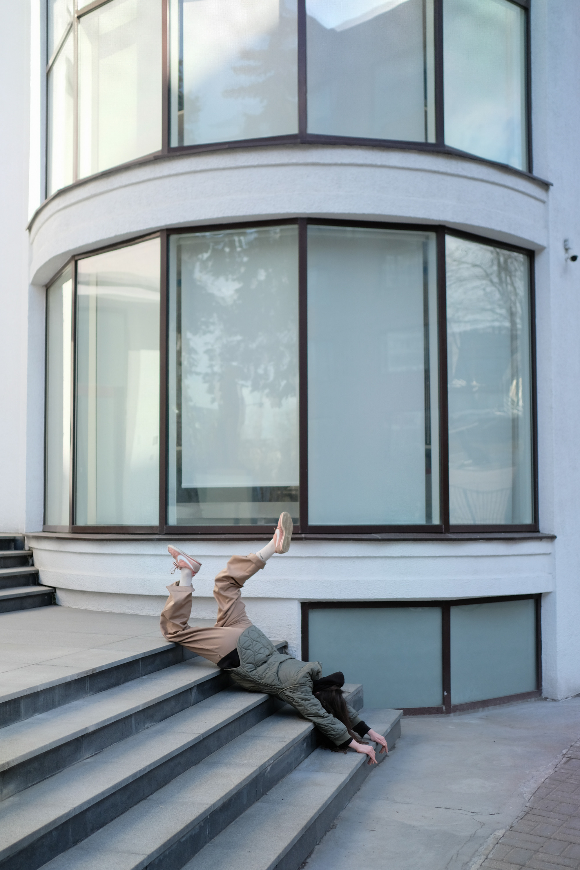 Flesh and Stone. Jane Efremova, artist and curator based in Belgrade, Serbia