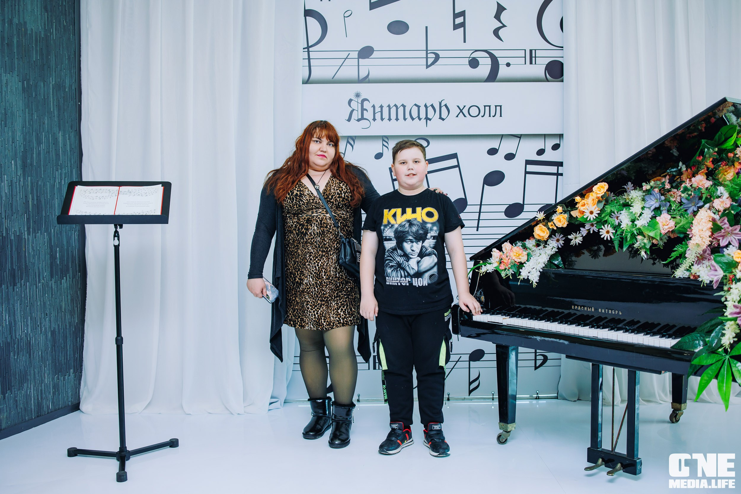 Концерт 8 марта в Янтарь холл. One Media Life: фоторепортажи, фотоотчеты с мероприятий и заведений