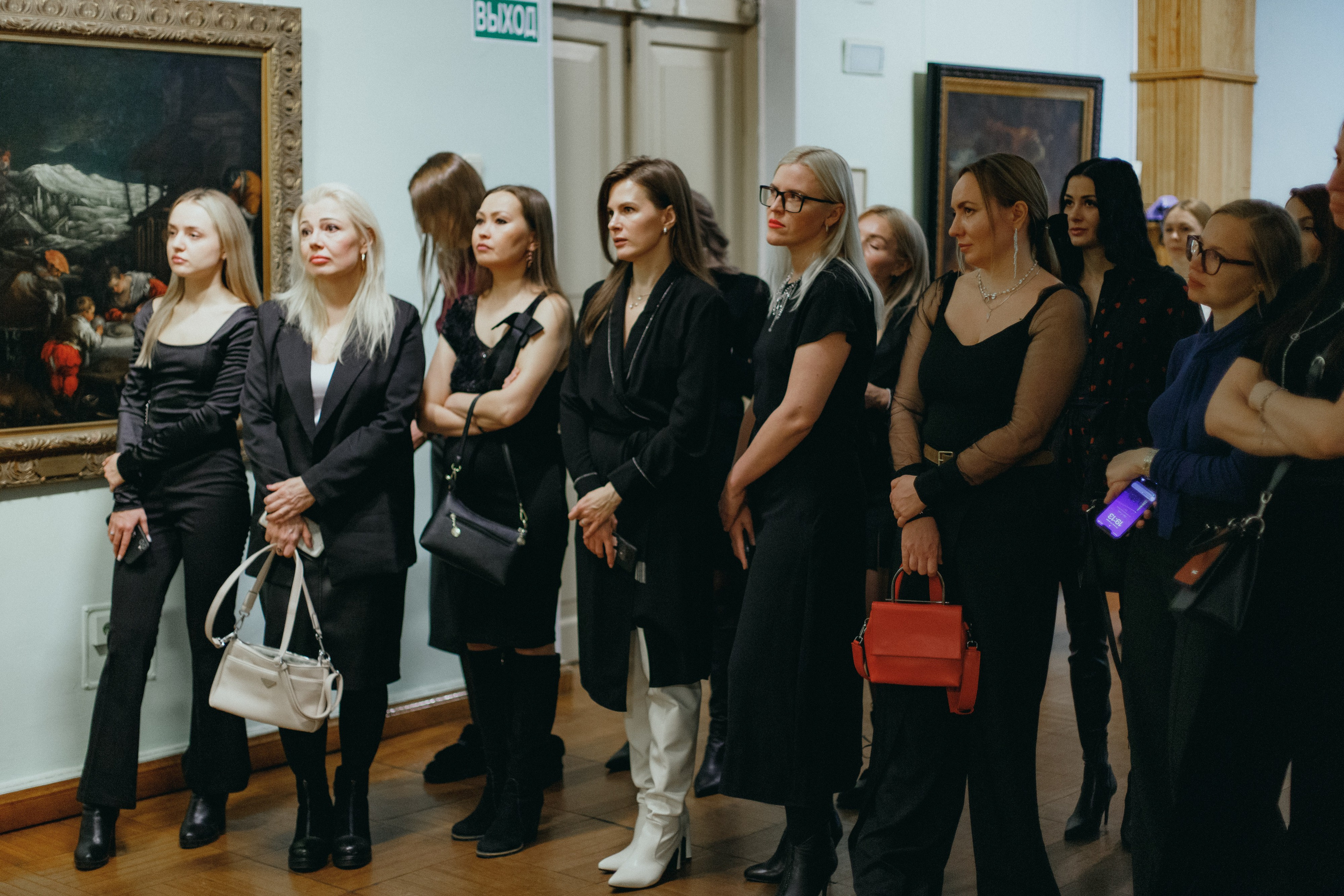 VITRINA BEAUTY — НОТЫ. МУЗЫКАЛЬНЫЙ ВЕЧЕР. СВОИ. ФОТООТЧЕТЫ-СОБЫТИЯ-МЕСТА