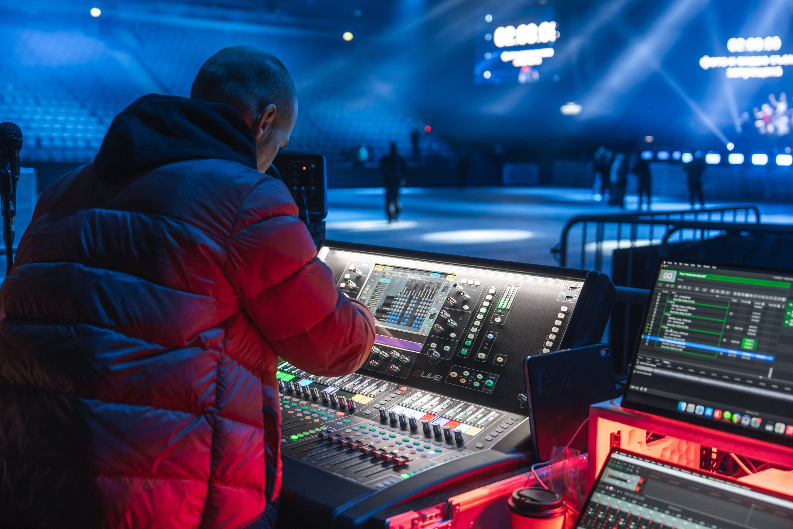 Superdiskoteka 90. Svyatoslav Bunkov | photographer