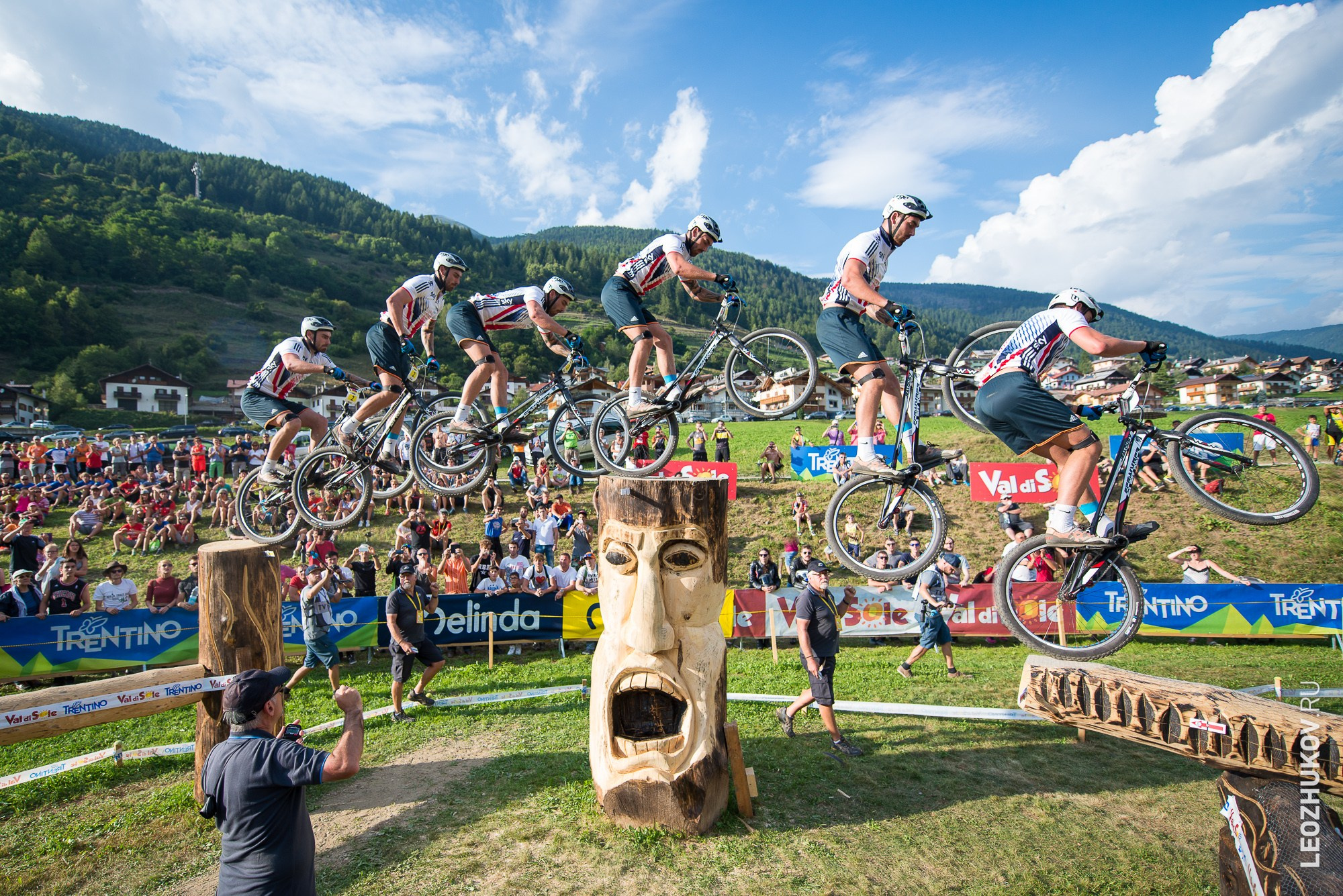 UCI Trials World Championships 2016 — finals. Sports photographer Leonid Zhukov