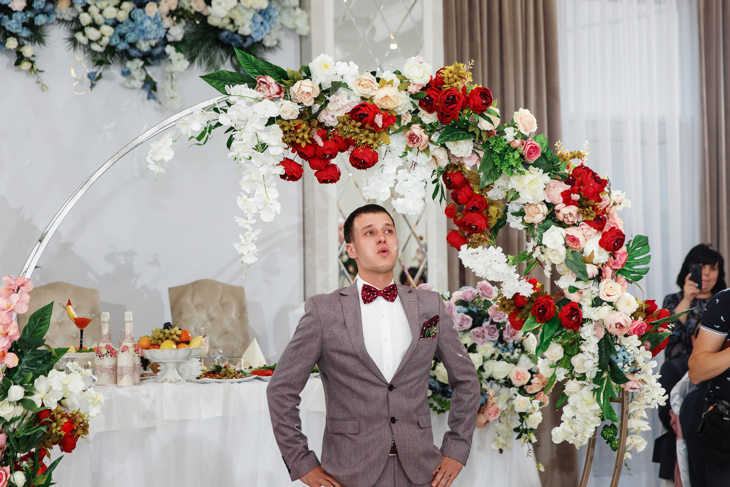 Свадебная фотосессия в Курганинске. Банкет в Ресторане "Империалъ". Фотограф Дмитрий Шевченко.