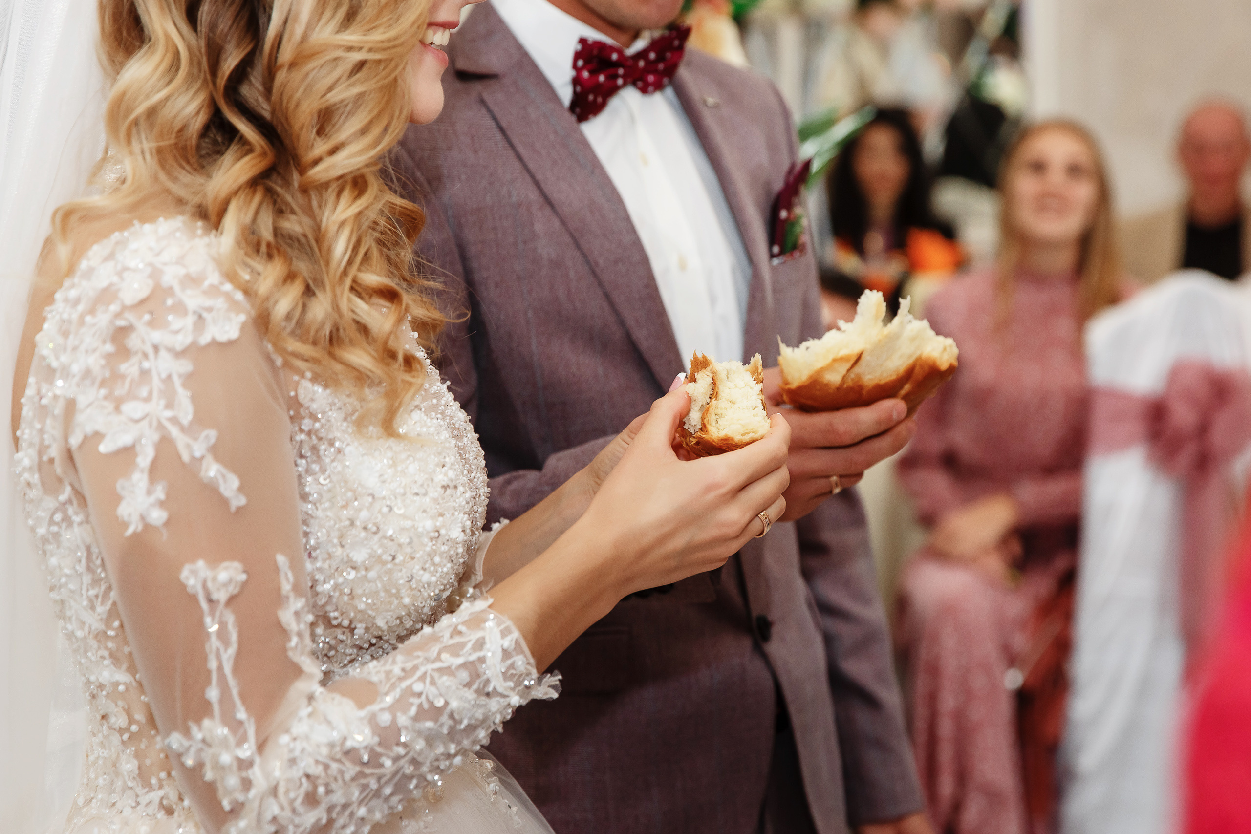 Свадебная фотосессия в Курганинске. Банкет в Ресторане "Империалъ". Фотограф Дмитрий Шевченко.
