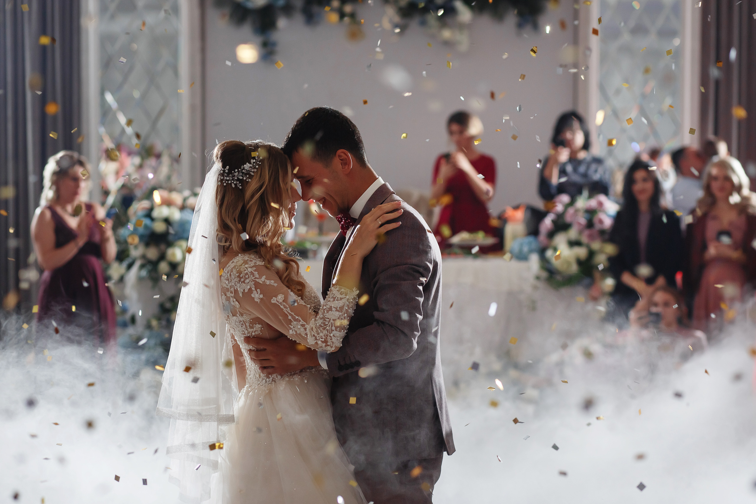 Свадебная фотосессия в Курганинске. Банкет в Ресторане "Империалъ". Фотограф Дмитрий Шевченко.