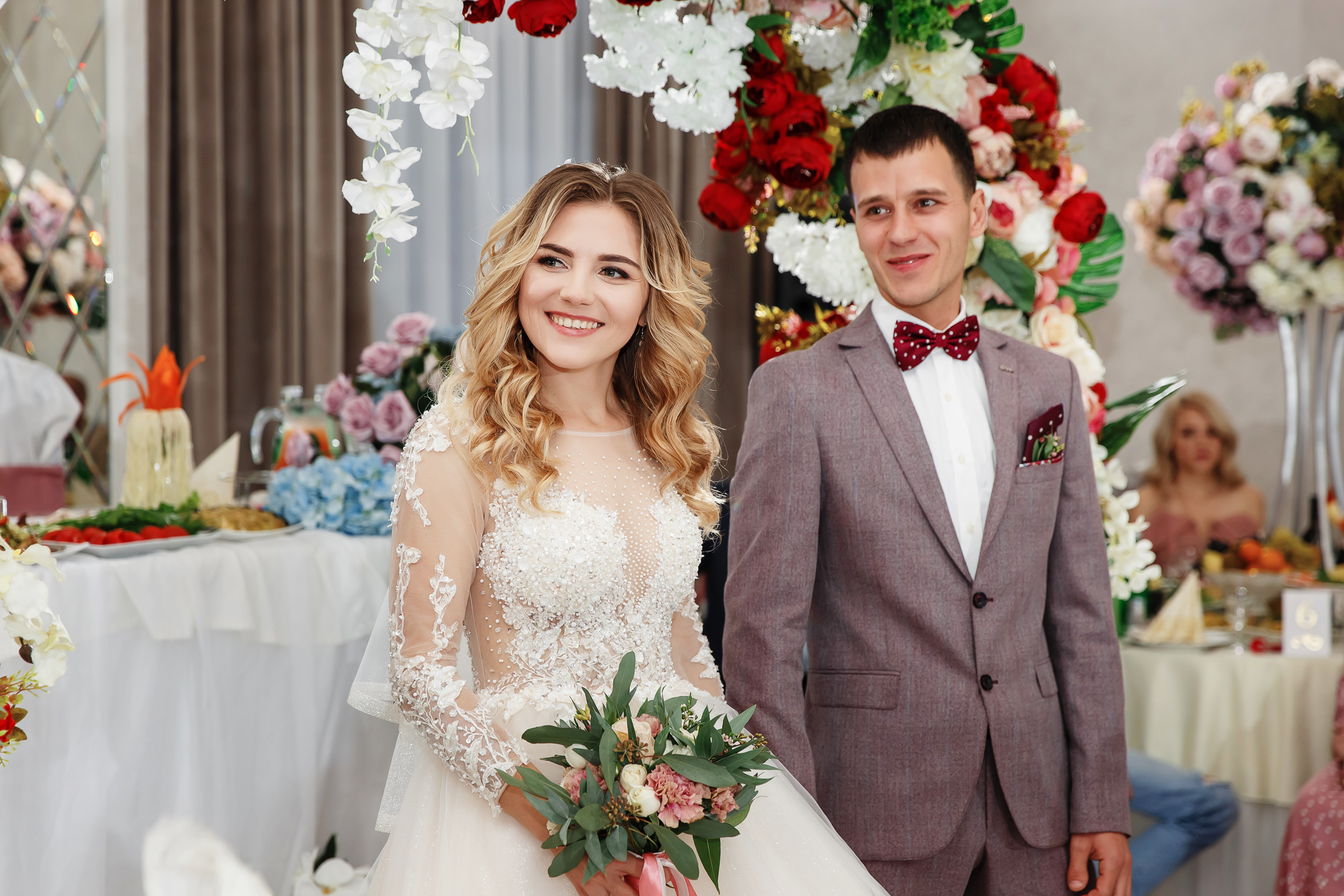 Свадебная фотосессия в Курганинске. Банкет в Ресторане "Империалъ". Фотограф Дмитрий Шевченко.