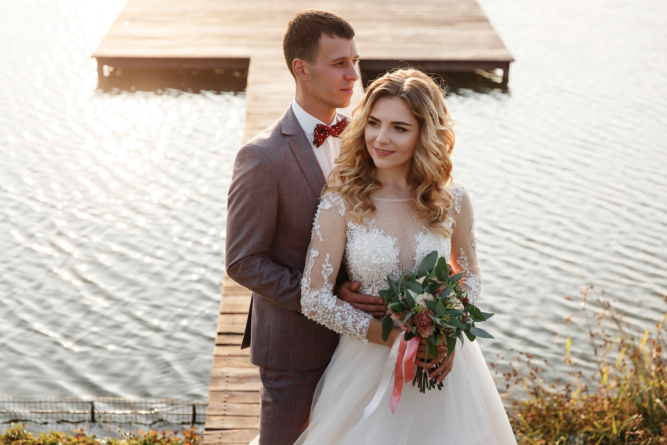 Свадебная фотосессия в Лабинске. Прогулка на лавандовом поле. Фотограф Дмитрий Шевченко.