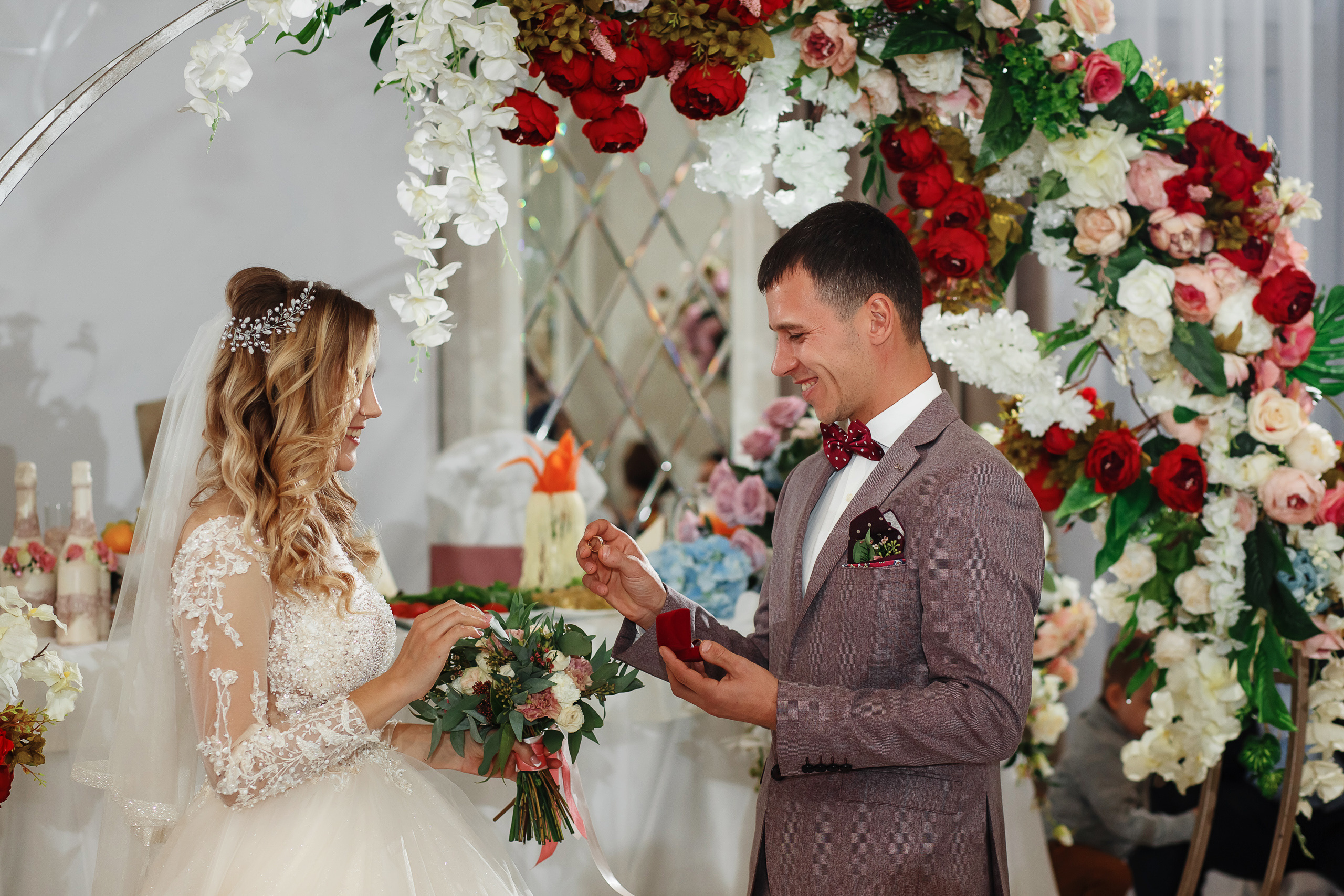 Свадебная фотосессия в Курганинске. Банкет в Ресторане "Империалъ". Фотограф Дмитрий Шевченко.