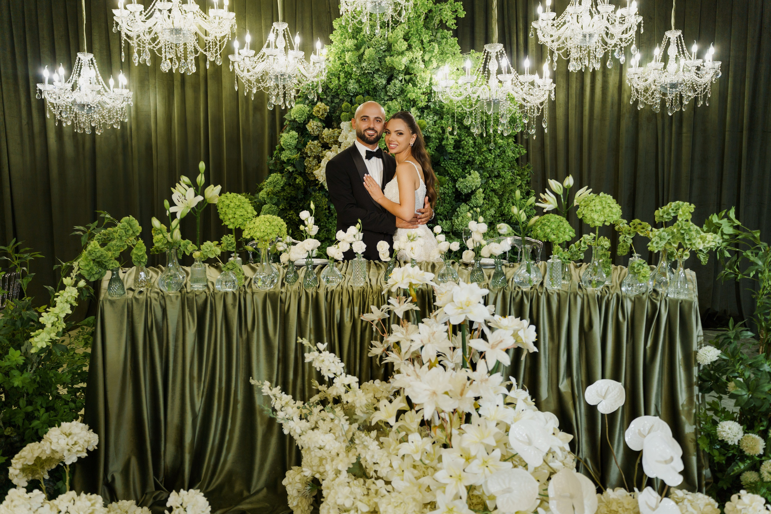 Сватовство в Краснодаре от лучших свадебных фотографов и операторов ТВИНС СТУДИО. ТВИНС СТУДИО — лучшие свадебные фотографы и видеографы в Краснодаре