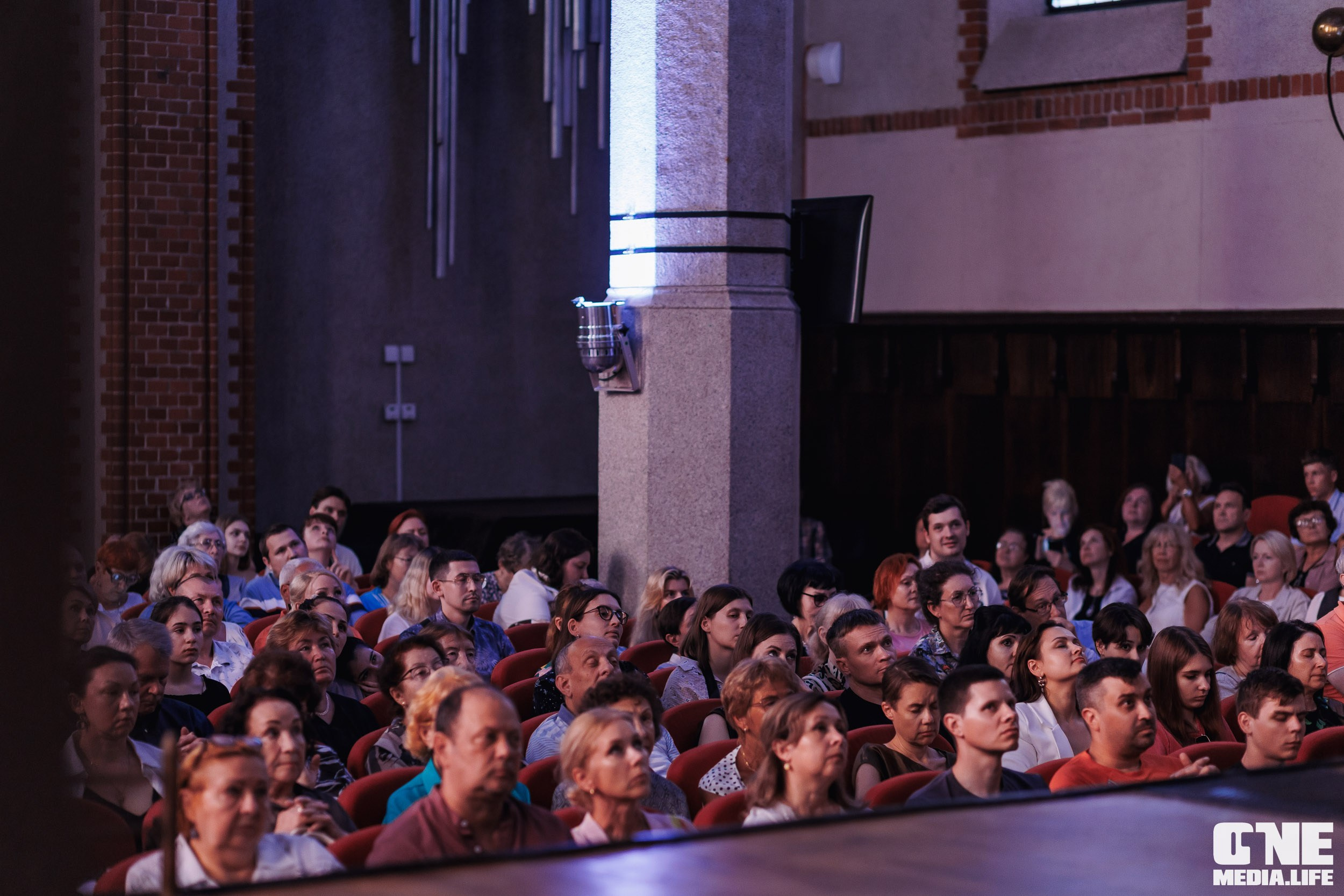 Фоторепортаж из Калининградской филармонии. One Media Life: фоторепортажи, фотоотчеты с мероприятий и заведений