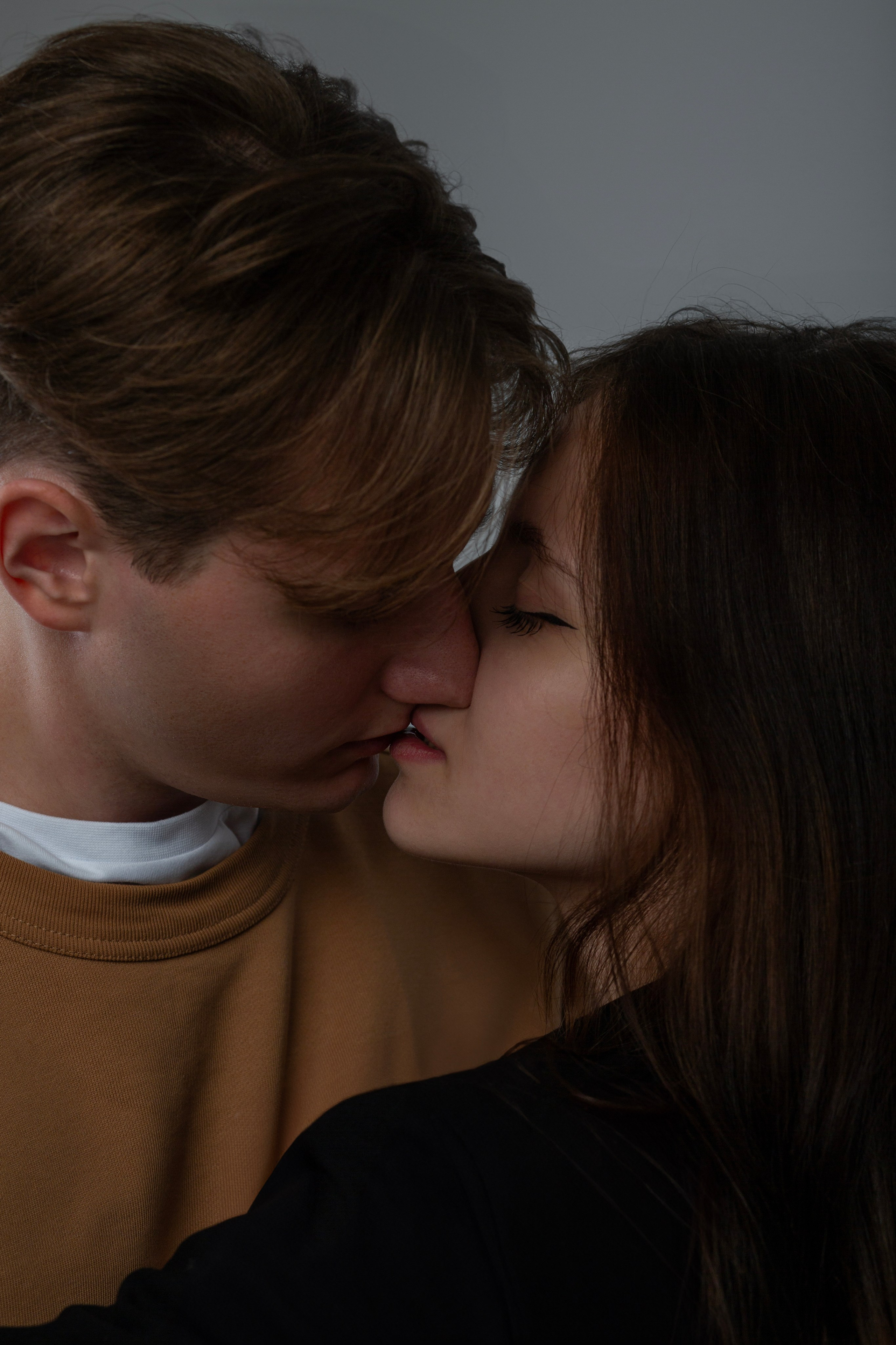 Влюбленные — Юлия и Леонид. Портретный фотограф в Москве Кислая Елизавета