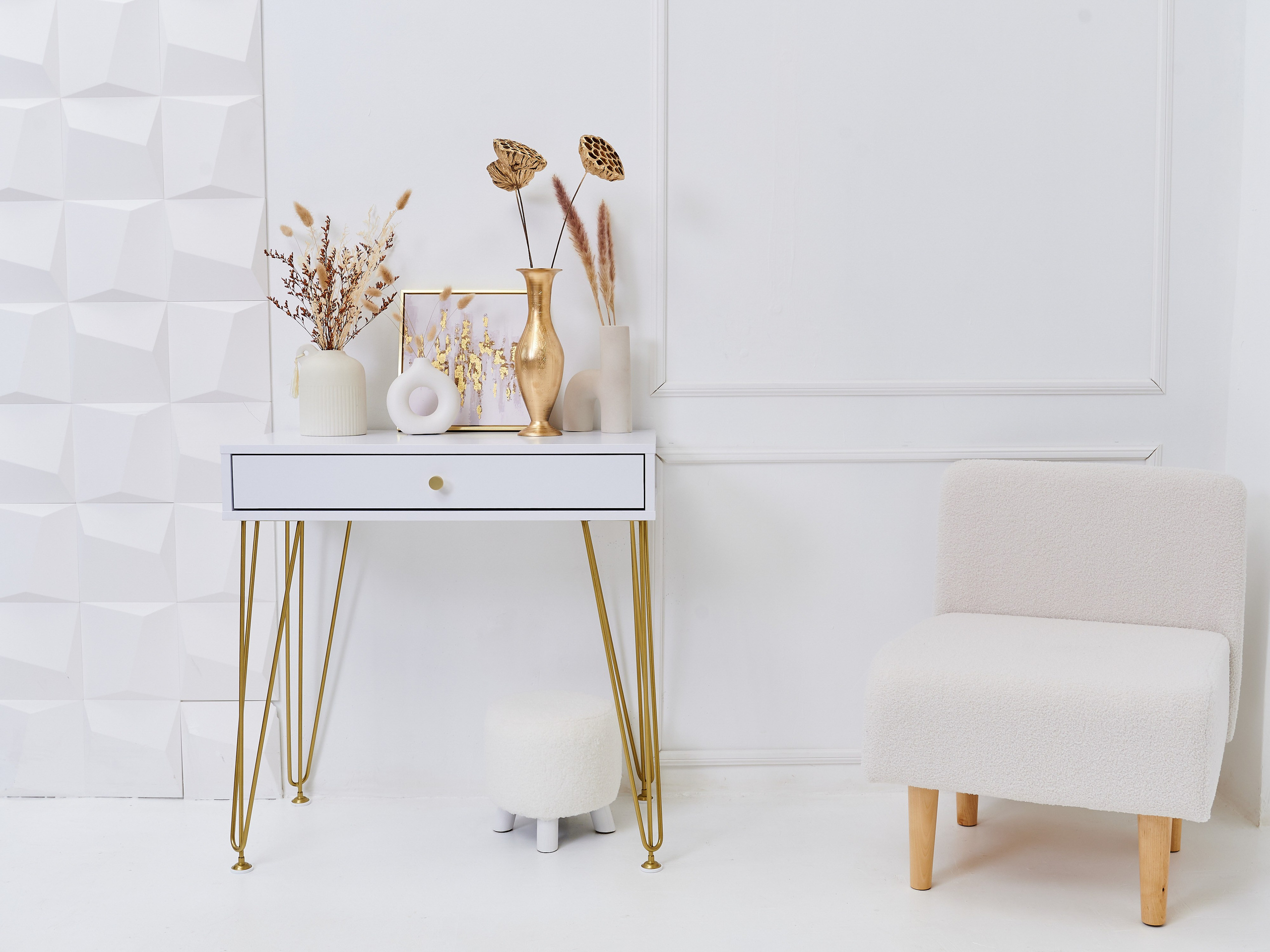 Большой выбор локаций для фотосъемок для каталогов на маркетплейсы. ТМ Продакшн — Съемка для маркетплейсов в Москве