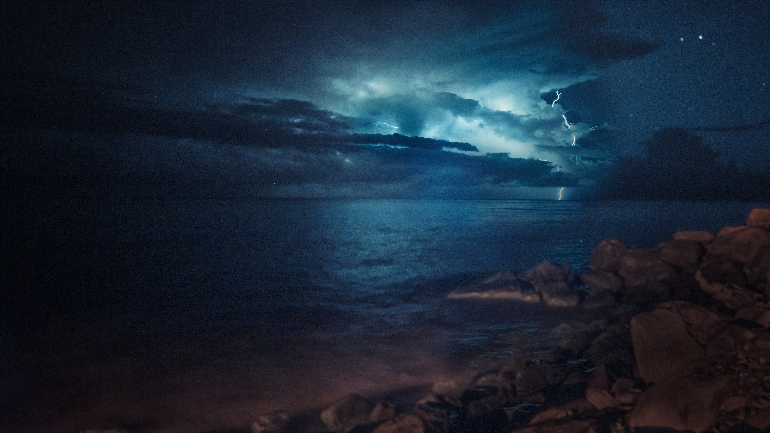 Гроза на море. Профессиональная фотосъемка. Ростов-на-Дону