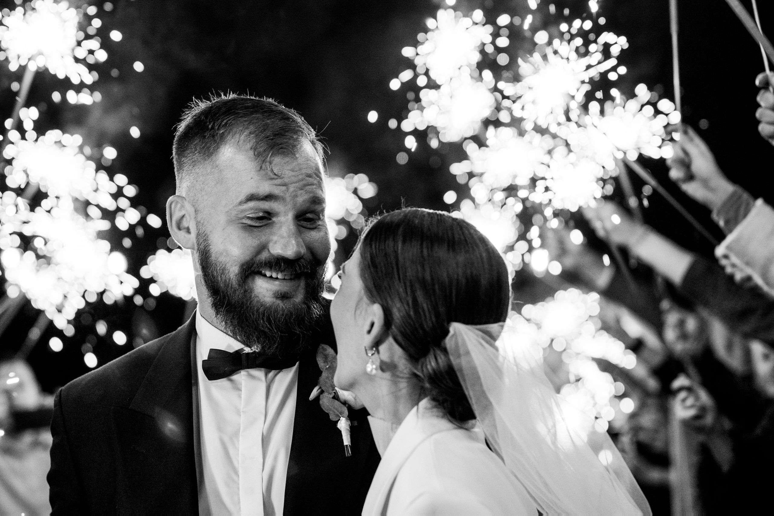 Олег и Лиза под бенгальскими огнями. Professional photoartist in St. Petersburg (wedding, reportage, portrait, model book, love story) Alexander Shvedov