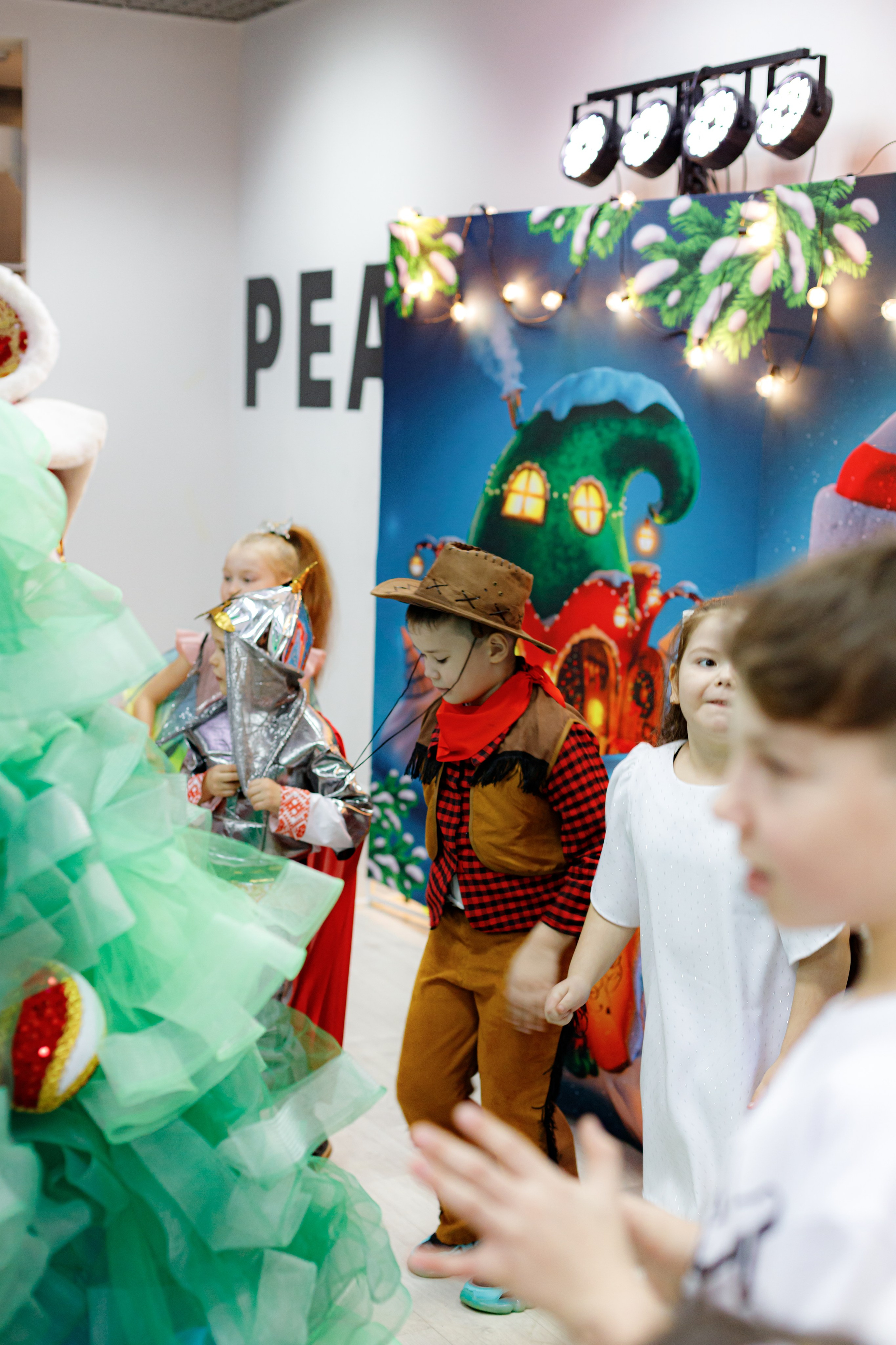 HAPPY NEW YEAR PART/5. Photokarish