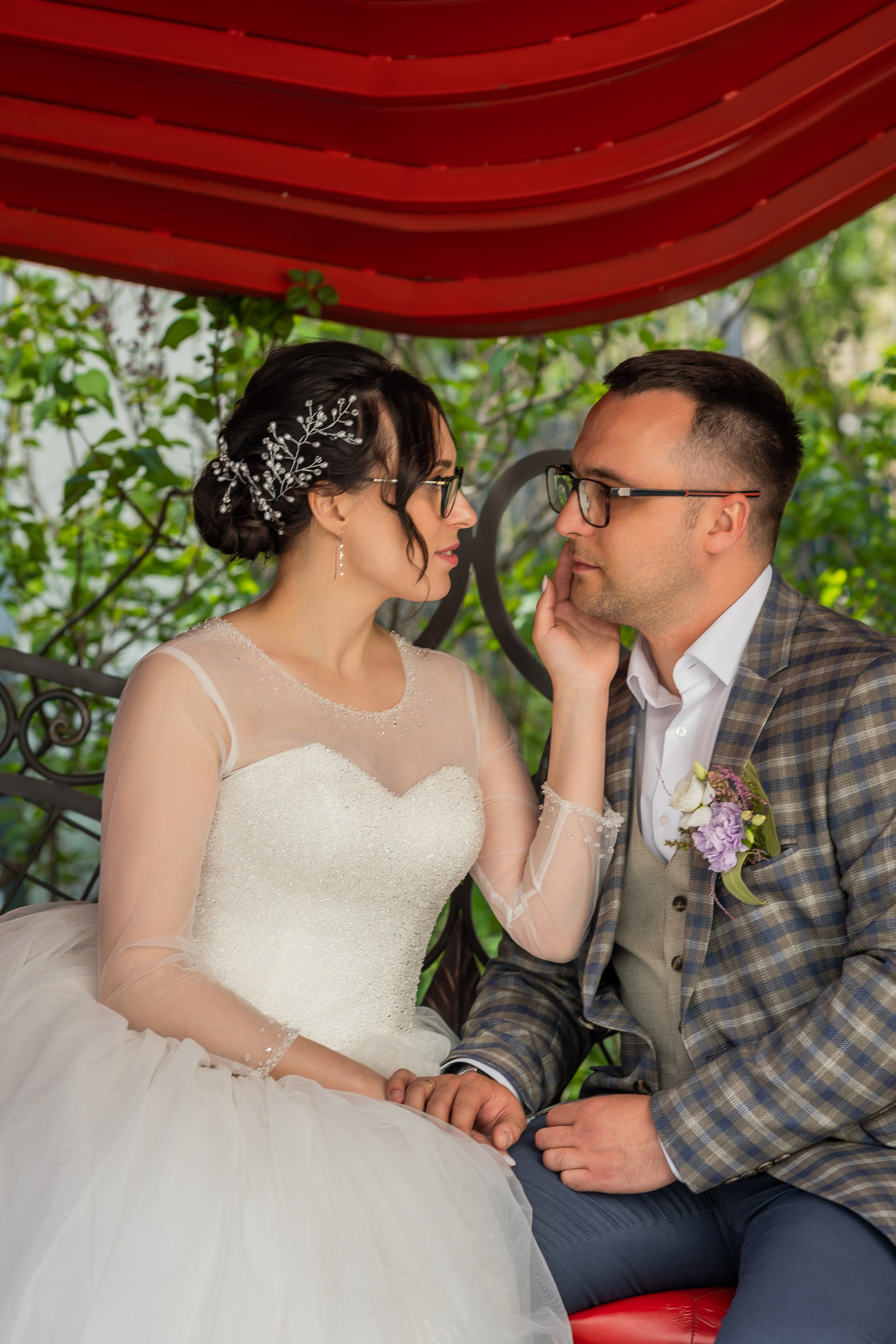 Миша и Маша. Весенняя свадьба 18.04.2023. Семейный фотограф в Москве Наталья Чуб, заказать Фотокнигу