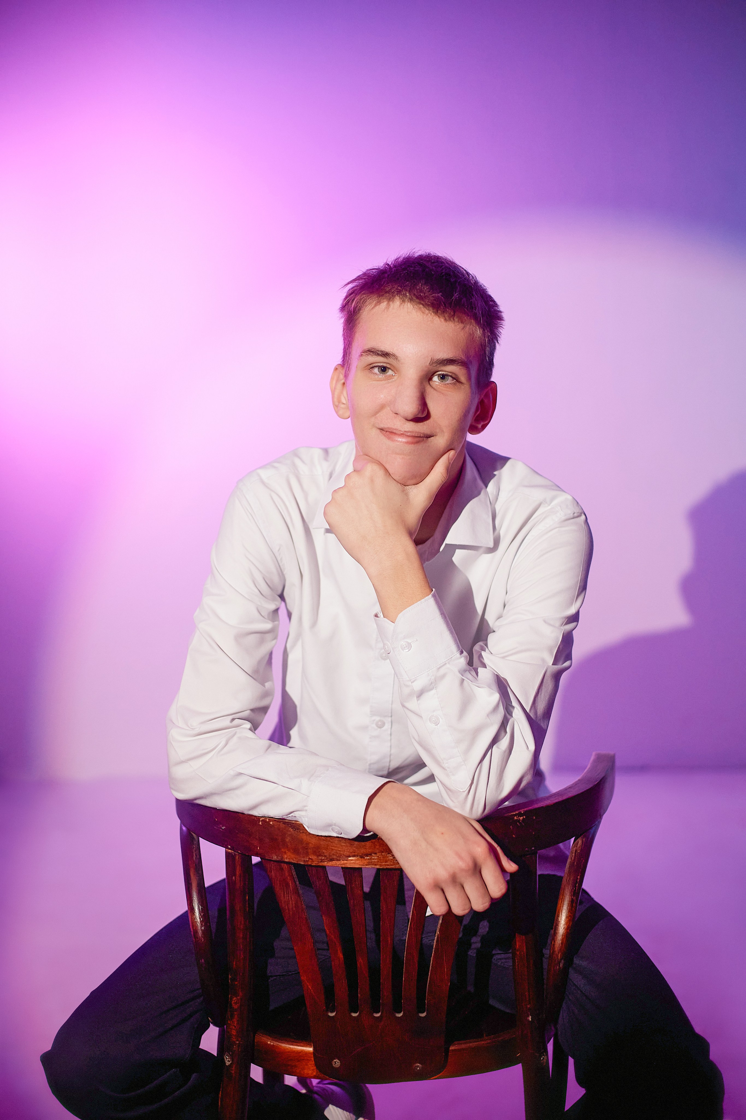 Альбом на окончание школы 9 и 11 класс «Симфония». Выпускные альбомы в Тюмени для школ, садов, вузов спортивных секций